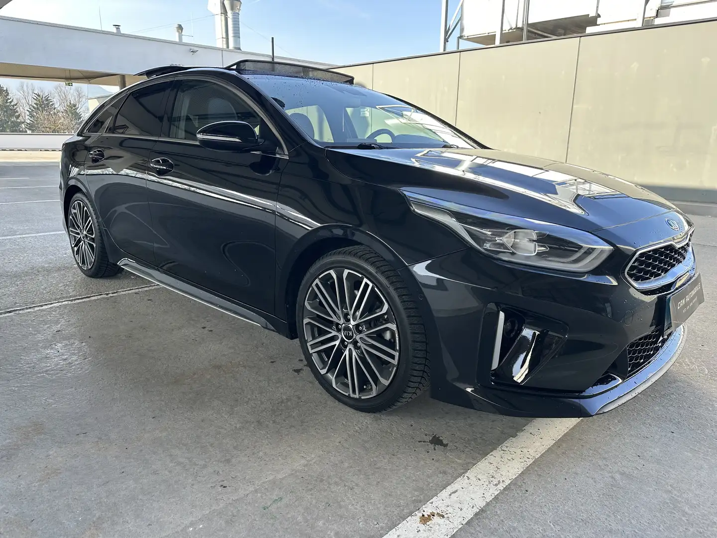 Kia ProCeed / pro_cee'd GT-Line Schwarz - 2