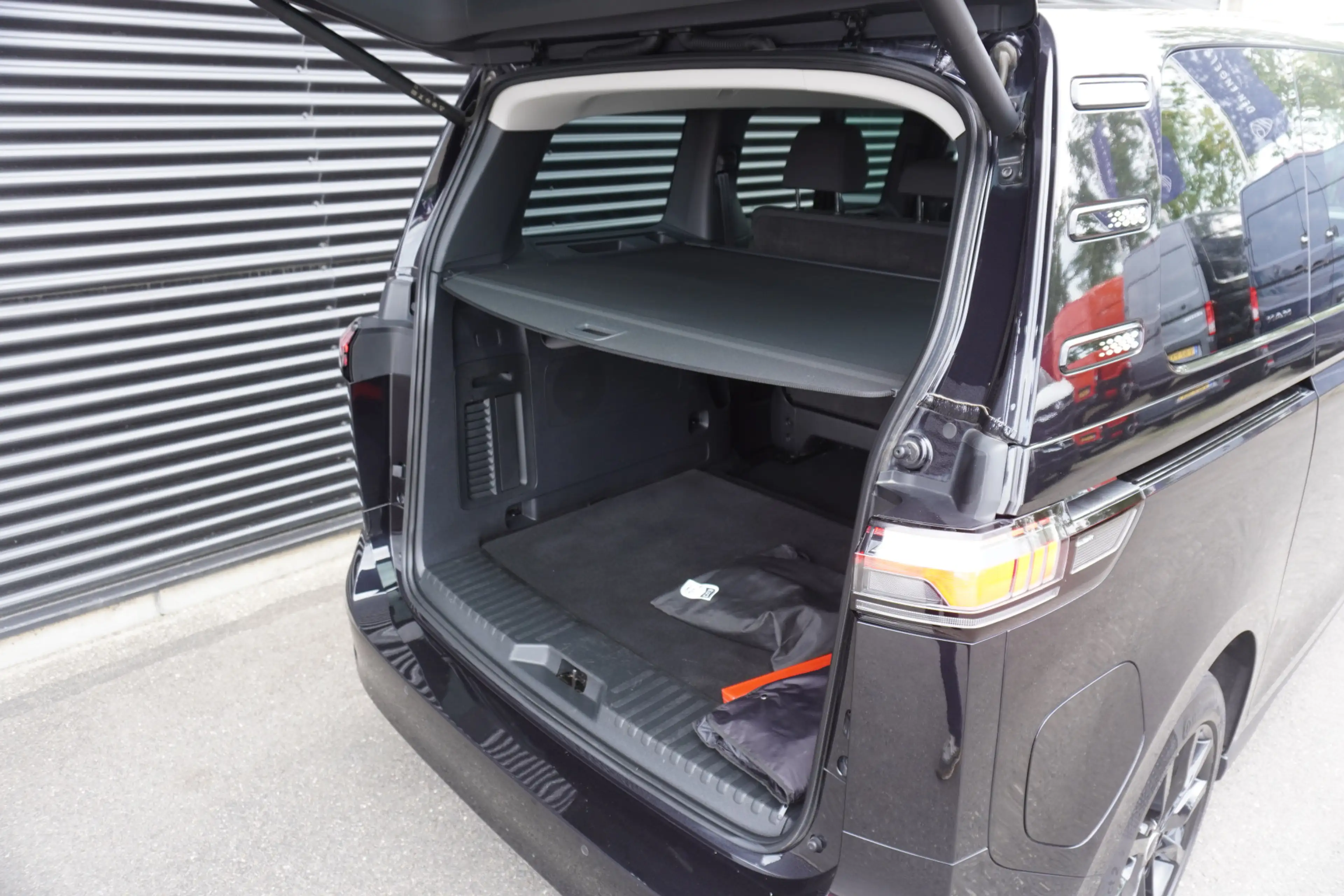 Volkswagen ID. Buzz Pro 86 kWh 487km WLTP LWB 5 persoons Lang Apple Ca — photo 3
