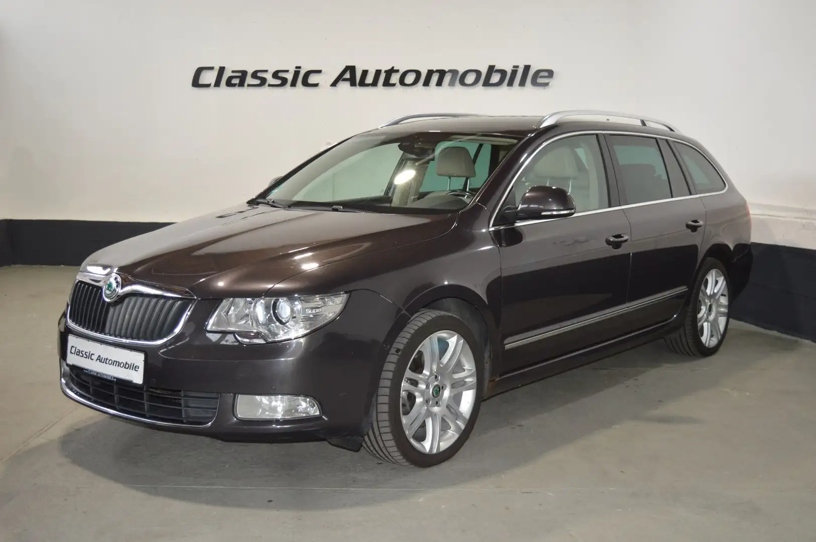 Skoda Superb Combi Elegance 2.0 TDI *DSG*Navi*BiXenon* smeđa - 1