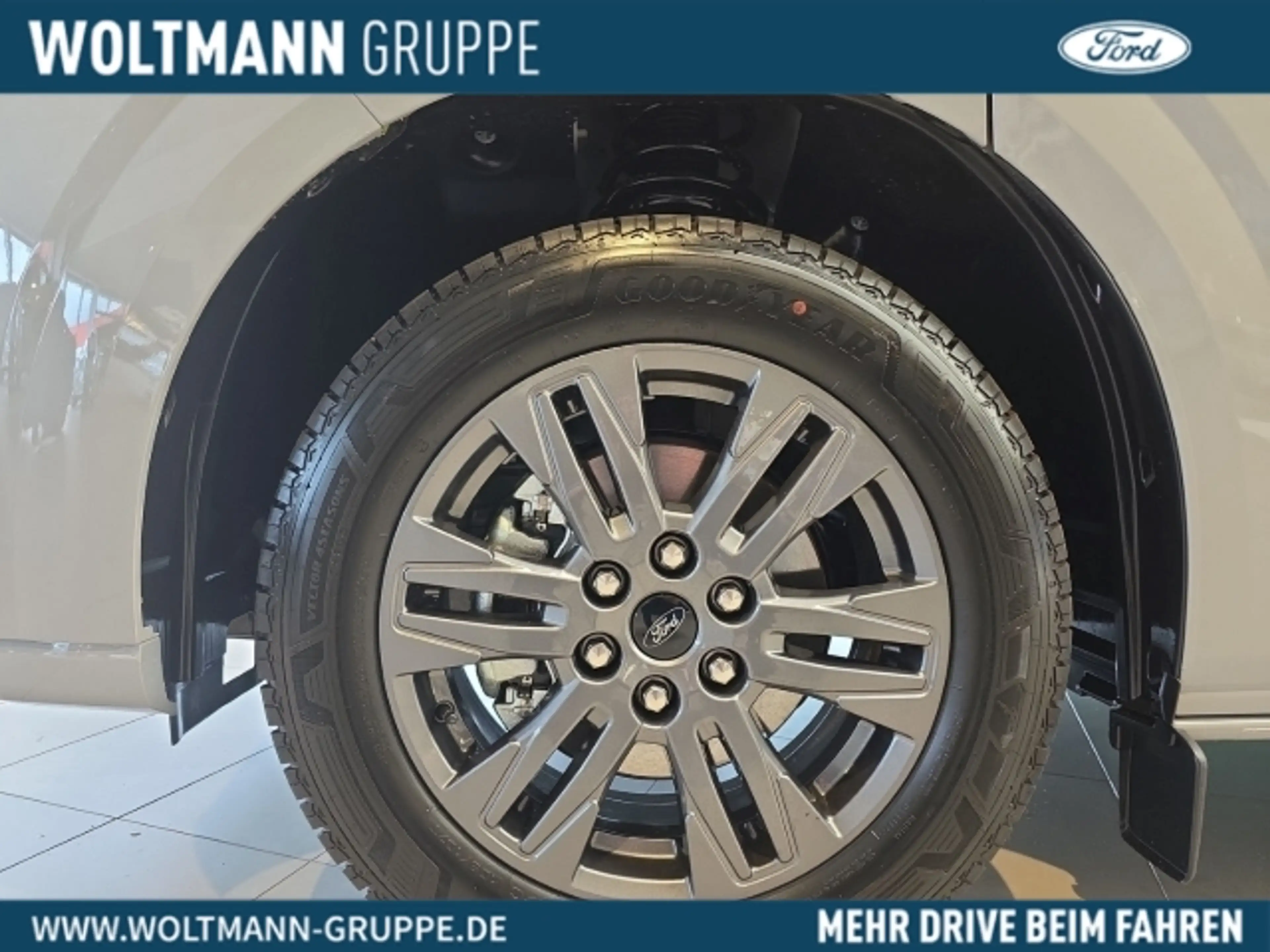 Ford Tourneo Custom Sonderaktion 0% Finanz. ab 365€ mtl. Bus 320 L1 Ti — photo 5