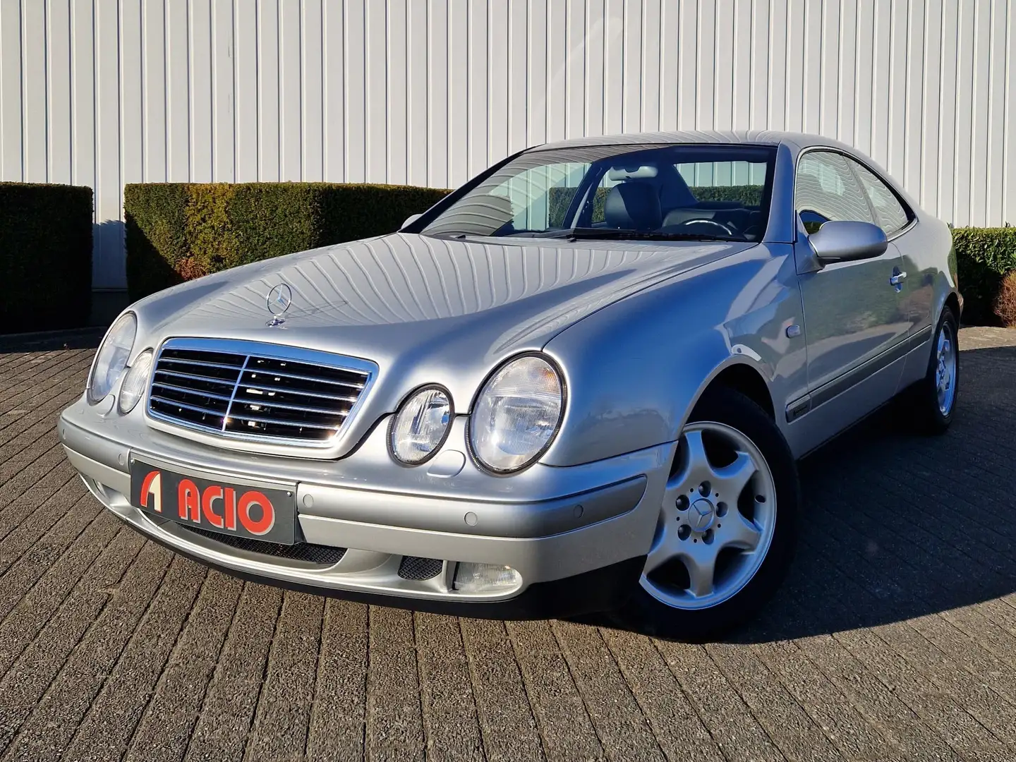 Mercedes-Benz CLK 200 Elegance Argent - 1