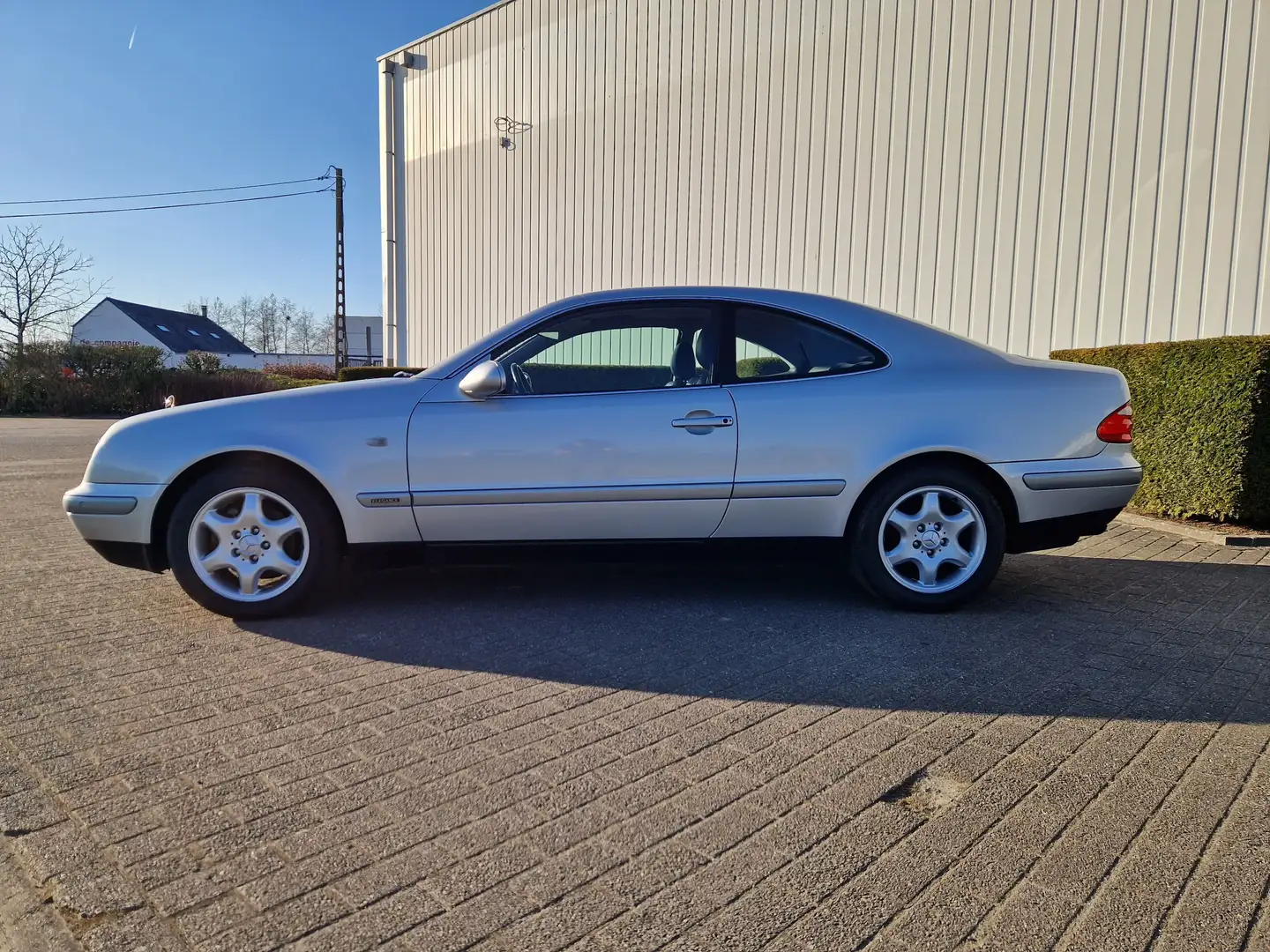 Mercedes-Benz CLK 200 Elegance Argent - 2