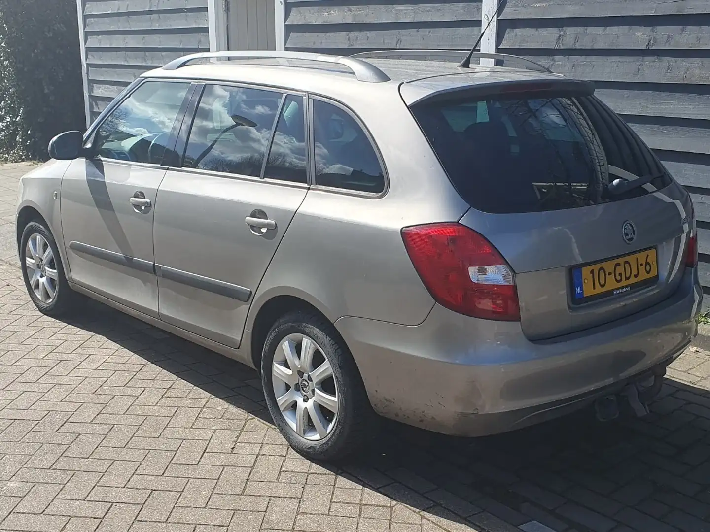 Skoda Fabia 1.6-16V Sport Bronze - 2