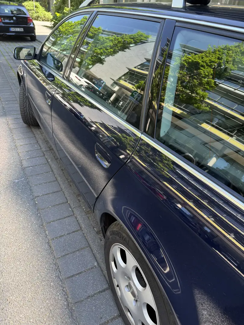 Audi A6 Avant V6 ,2.4 (125kW) Blau - 2