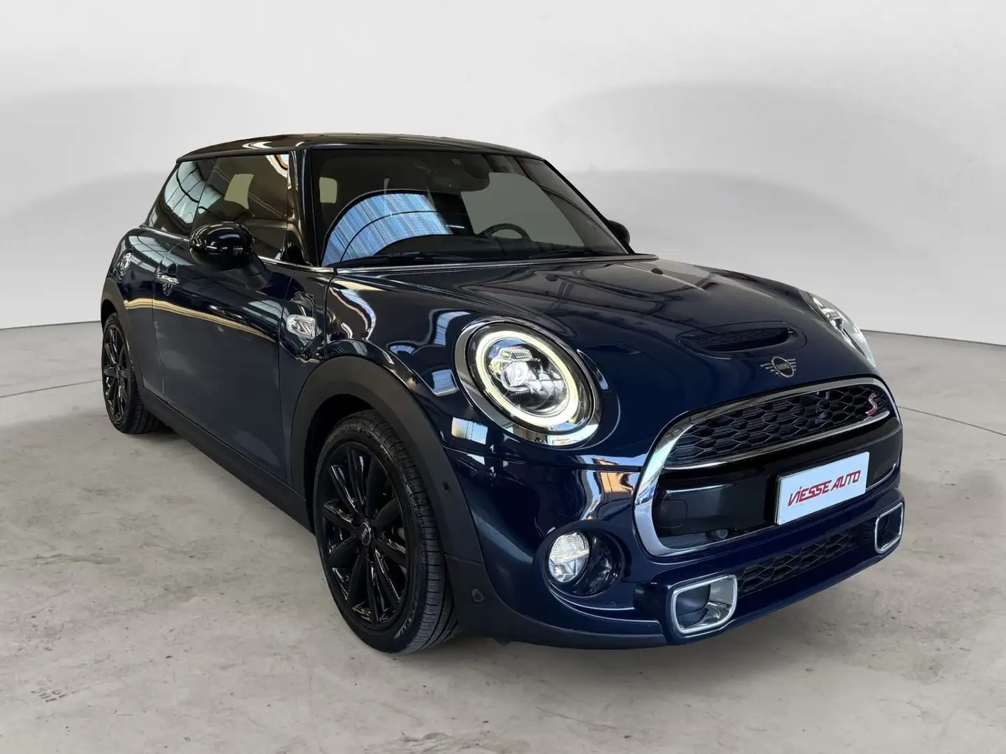 MINI Cooper S Mini IV F56 2018 3p 3p 2.0 Hype auto Azul - 2