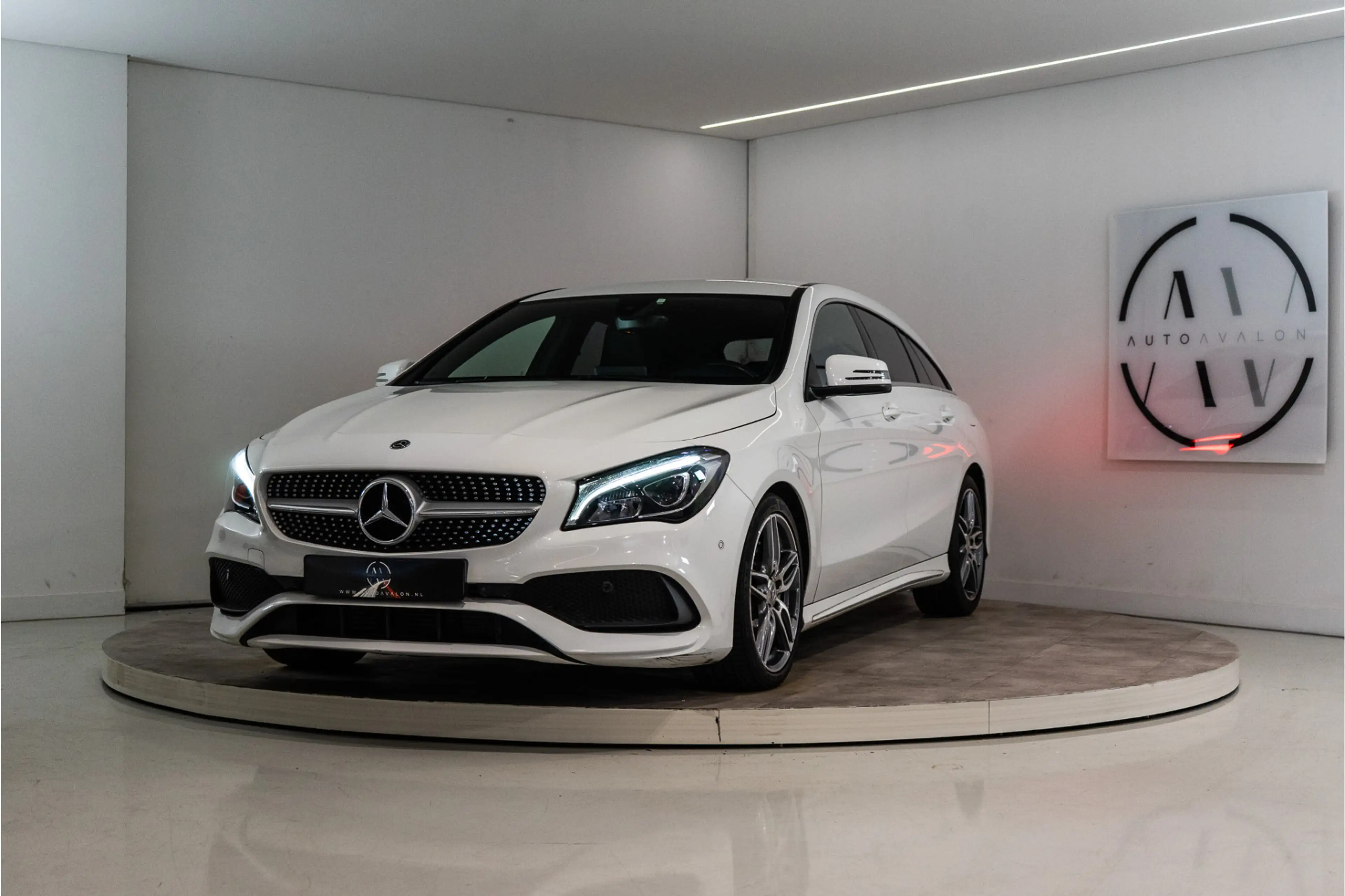 Mercedes-Benz CLA 180 Shooting Brake AMG 123PK | LED | Stoelverw. | Came