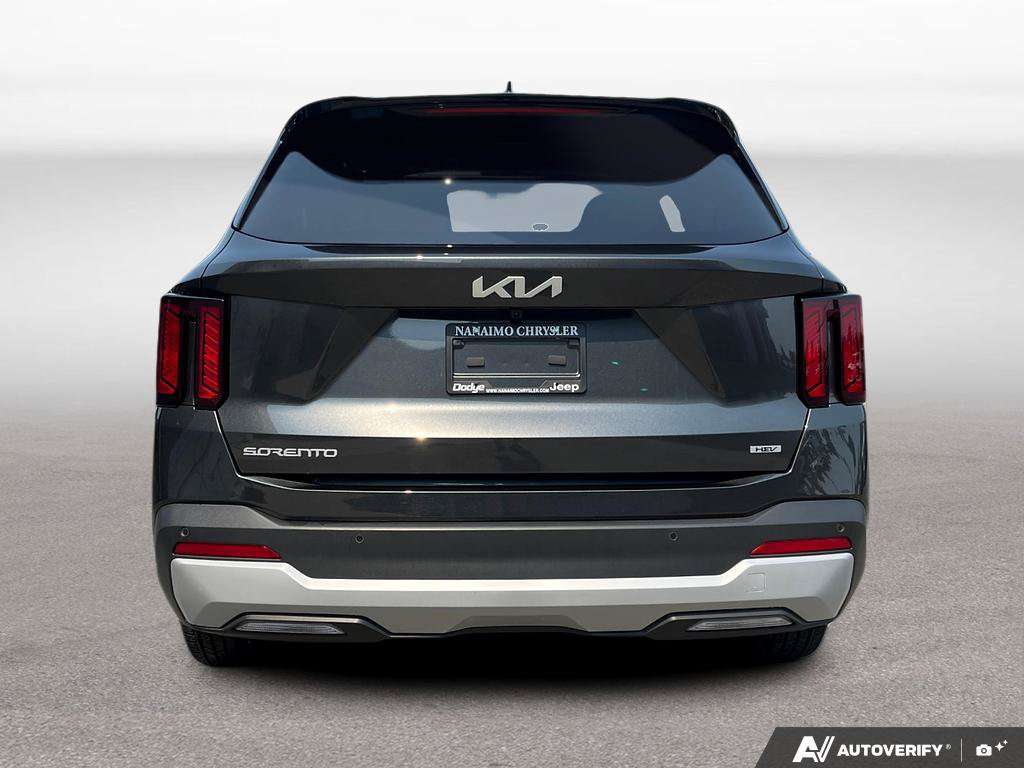 used 2025 Kia Sorento car, priced at $47,998