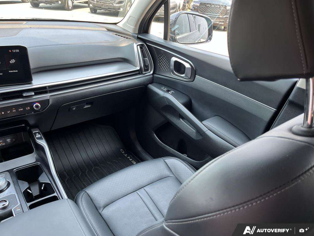used 2025 Kia Sorento car, priced at $47,998