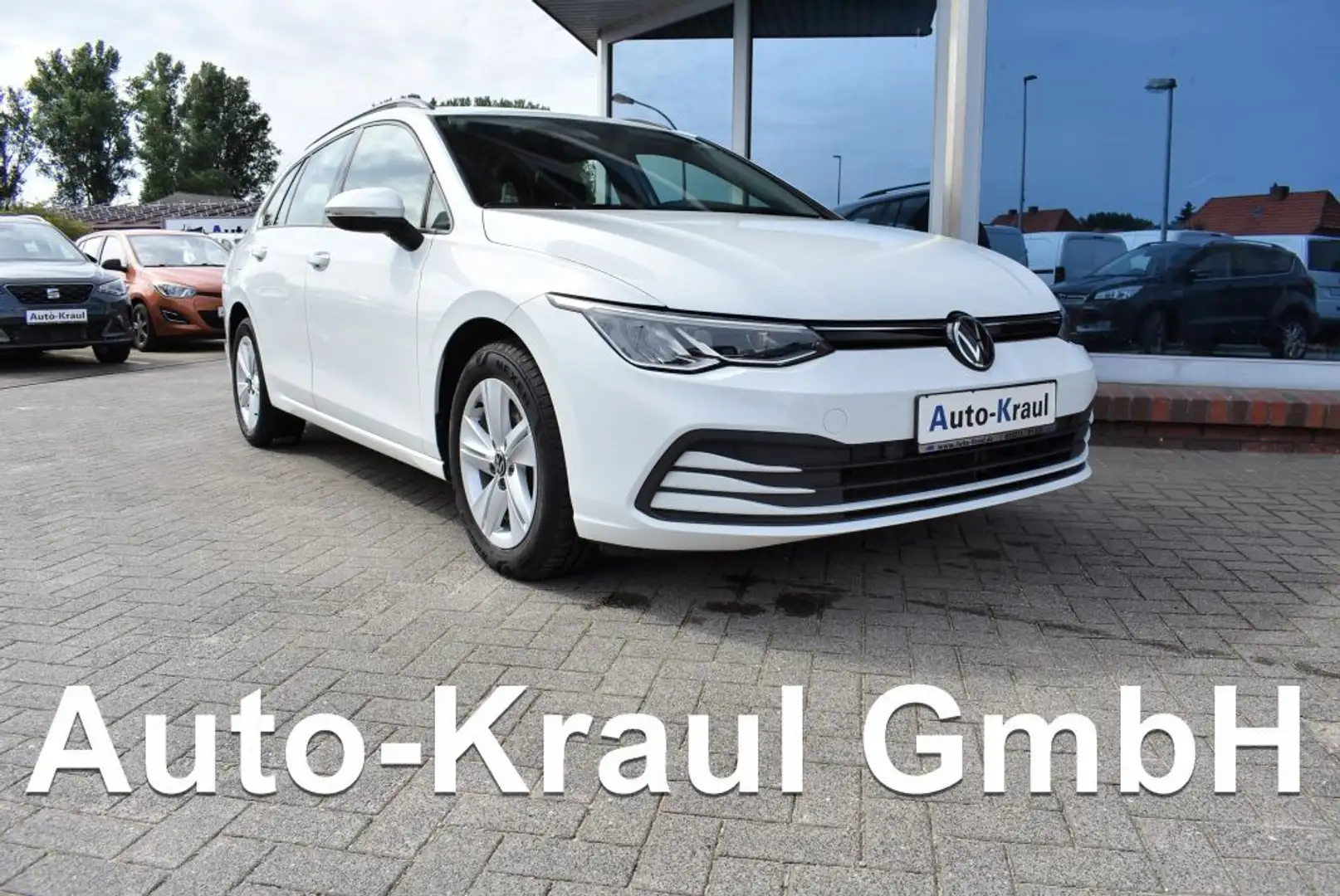 Volkswagen Golf Variant 2.0 TDI SCR Life LED-Scheinwerfer Navi Alu Sitzhei Weiß - 1