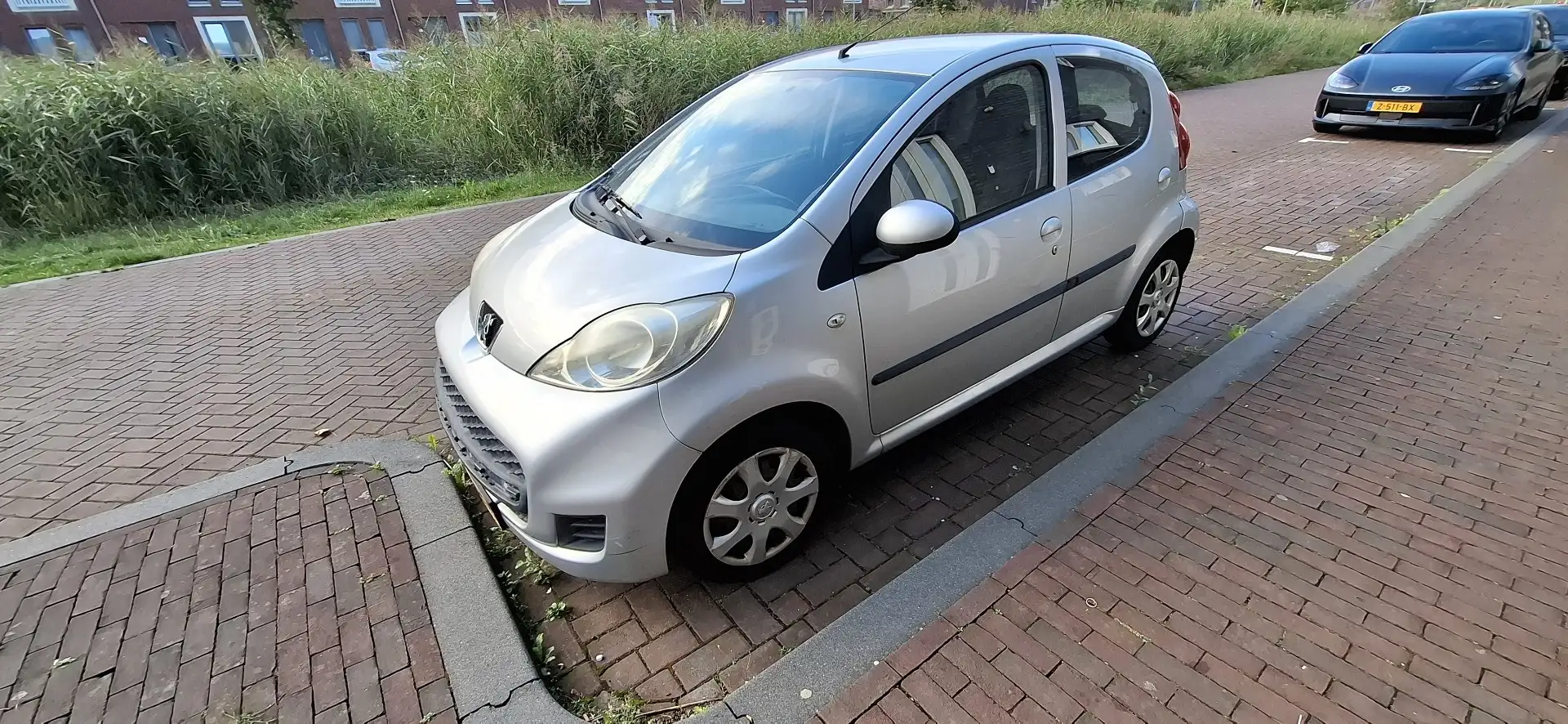 Peugeot 107 1.0-12V Sublime Argent - 1
