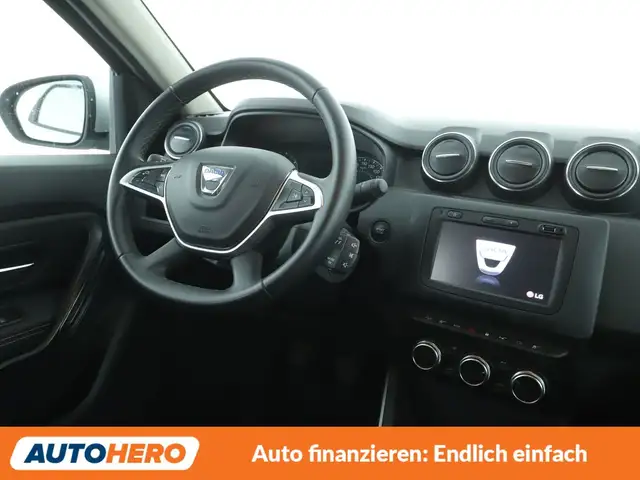 Dacia Duster view 13