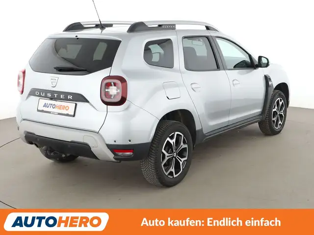 Dacia Duster view 6
