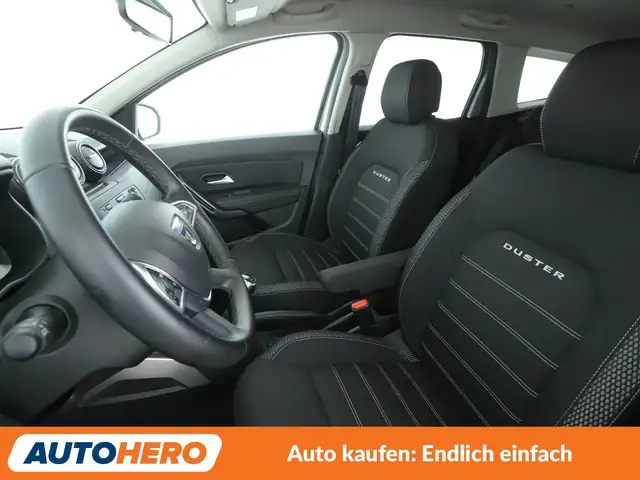 Dacia Duster view 10