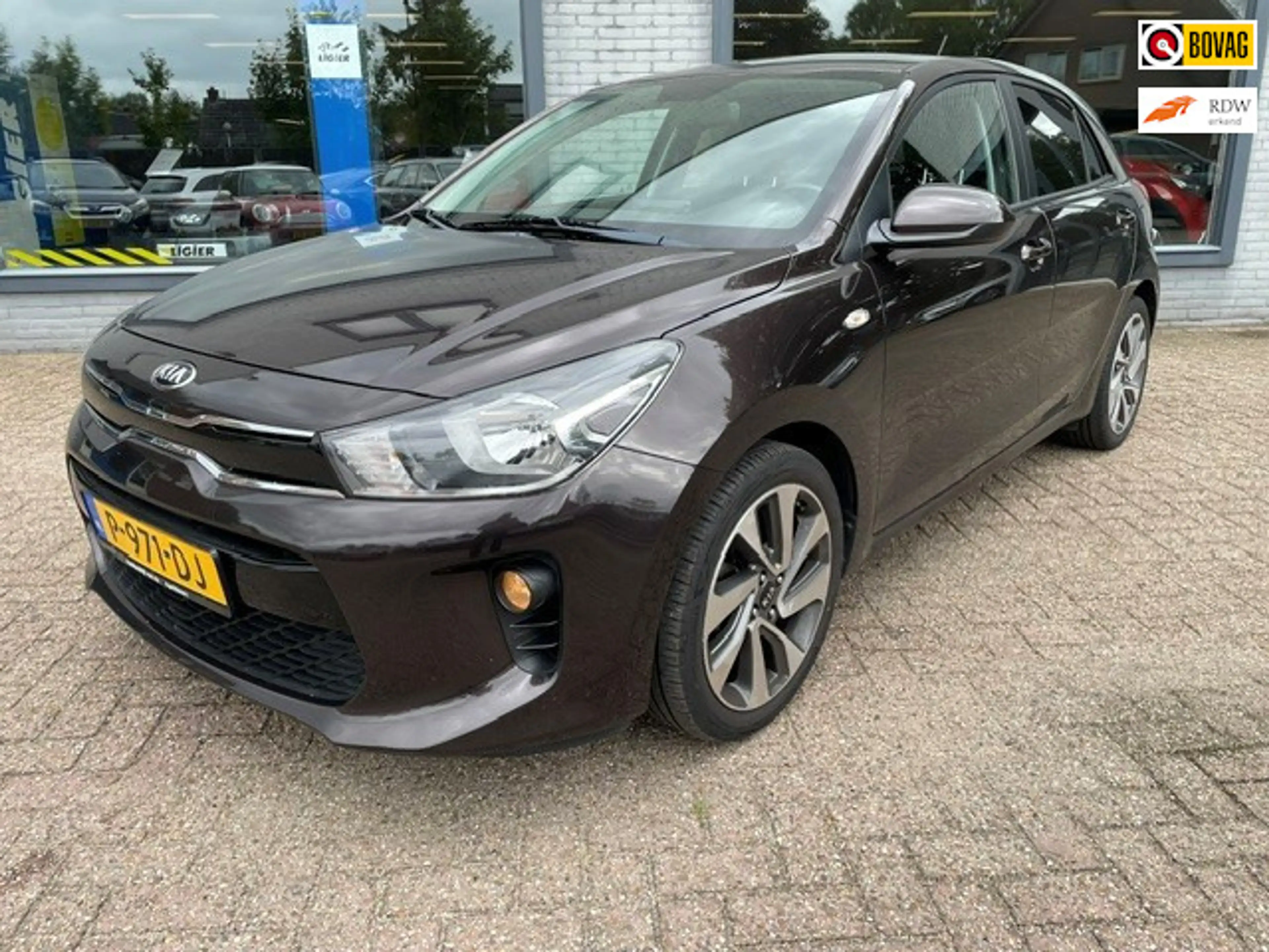 Kia Rio 1.4 DynamicLine | Automaat | Stoel- en stuurverwar