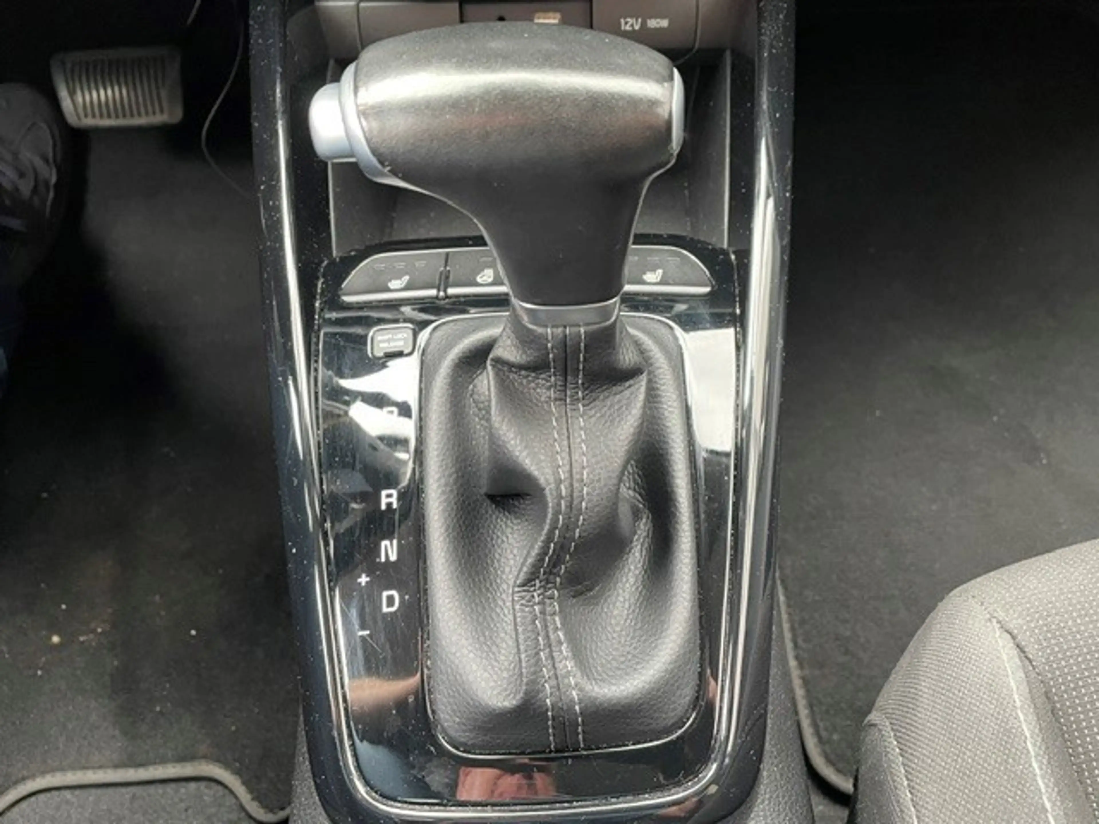 Kia Rio 1.4 DynamicLine | Automaat | Stoel- en stuurverwar — photo 6