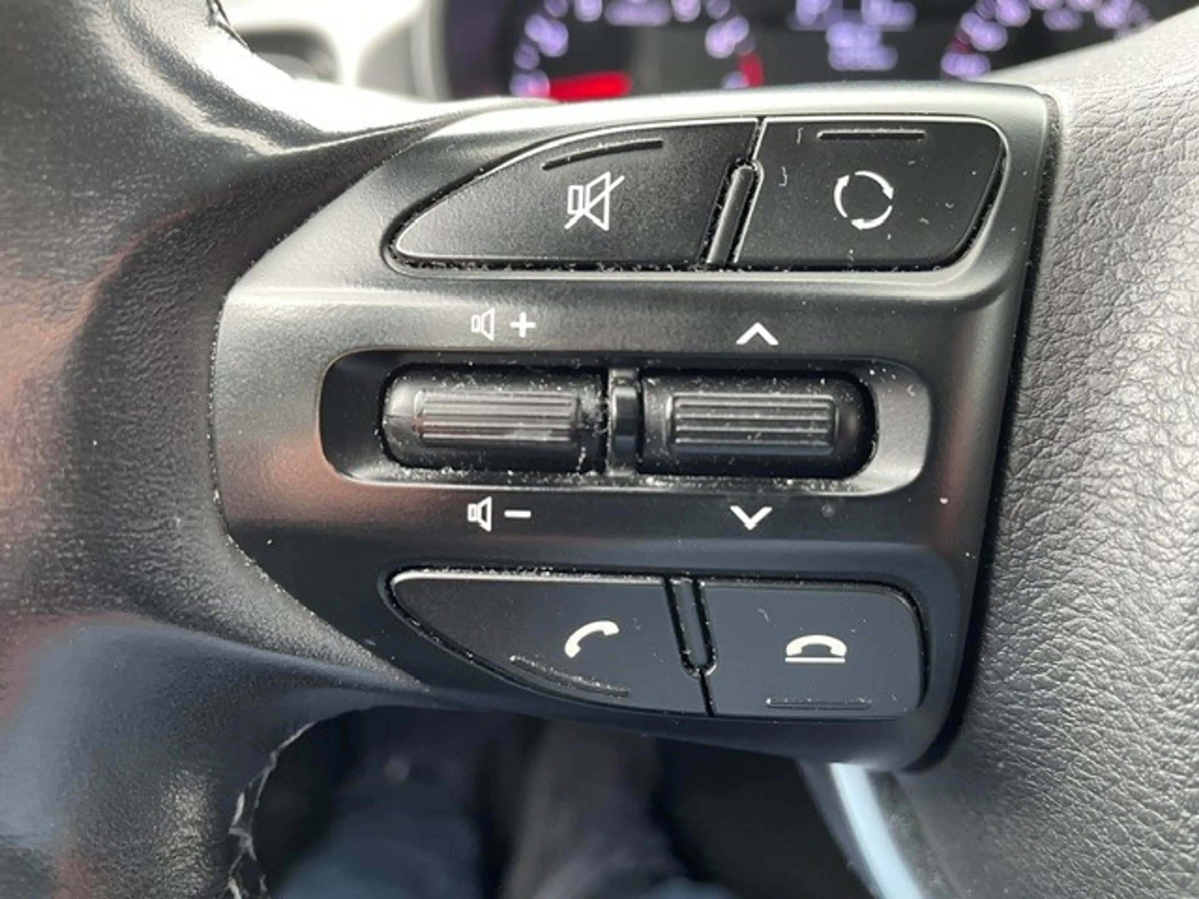 Kia Rio 1.4 DynamicLine | Automaat | Stoel- en stuurverwar — photo 9
