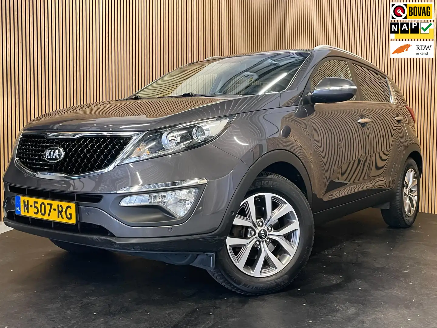 Kia Sportage 1.6 GDI BusinessLine |FACELIFT|TREKHAAK|NAVI|CAMER Grijs - 1