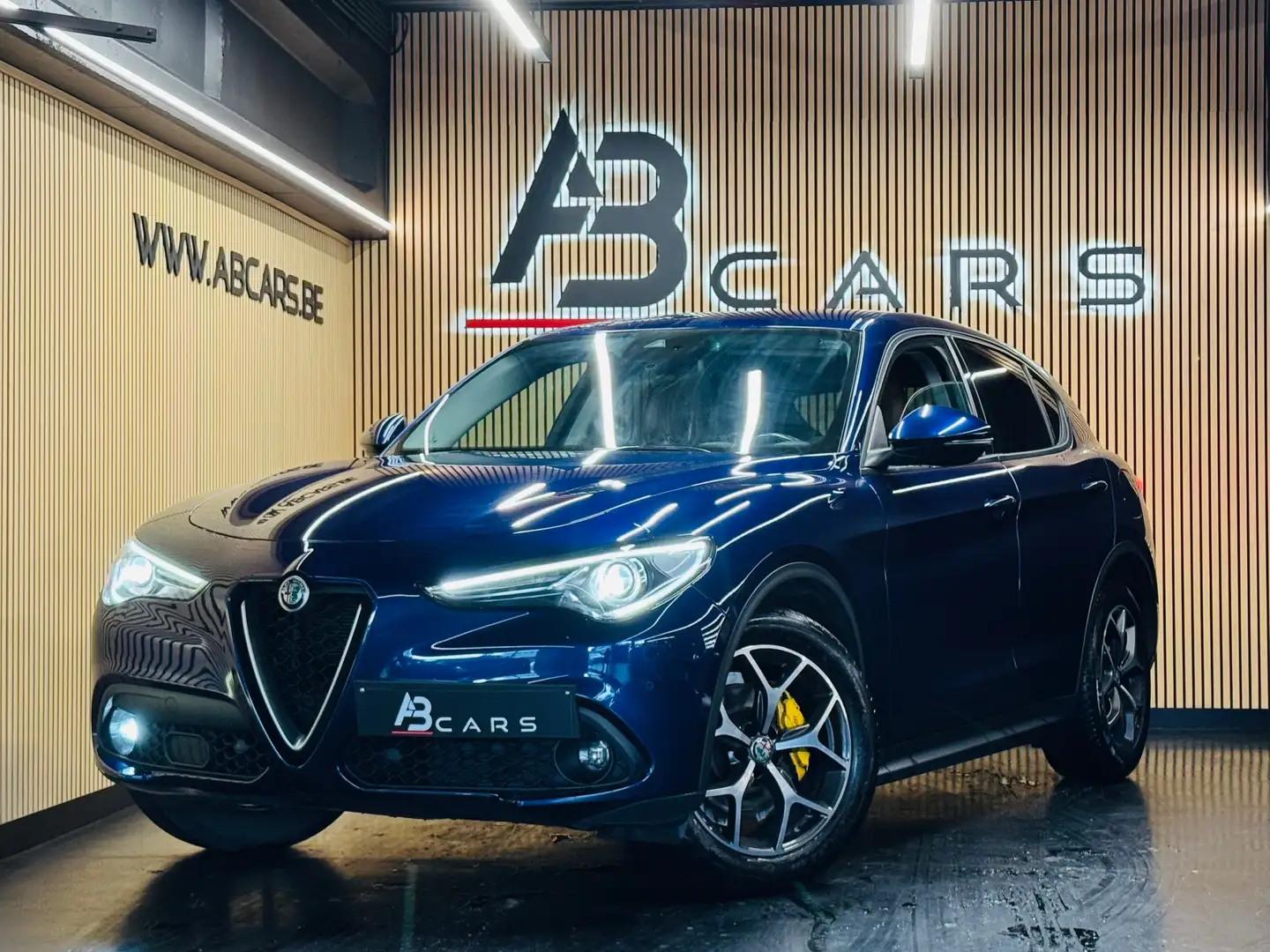 Alfa Romeo Stelvio 2.2 MJD Super * GARANTIE 12 MOIS * Bleu - 2