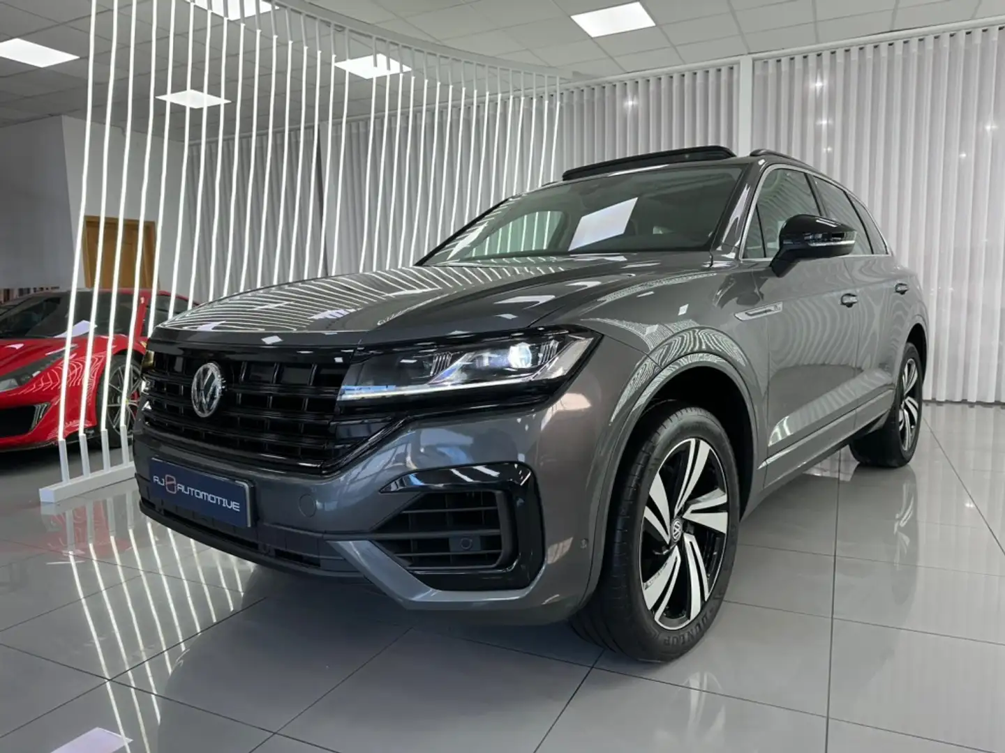 Volkswagen Touareg 3.0TDI V6 R-Line Tiptronic 4Motion 210kW Gris - 1