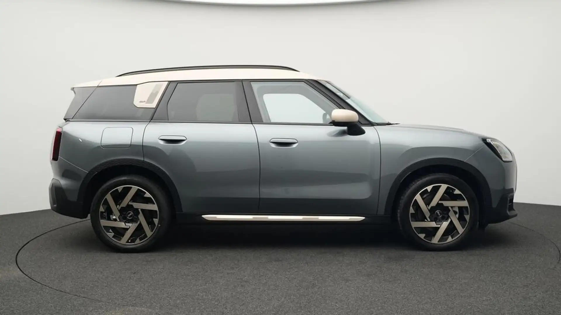 MINI Countryman S All4 Favoured Trim Grün - 2