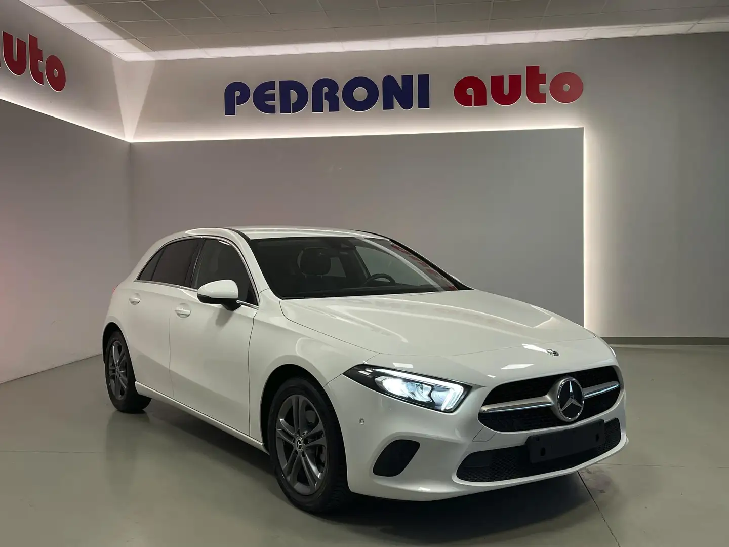 Mercedes-Benz A 200 SPORT Autom. prezzo promozionale vedi descrizione Weiß - 1