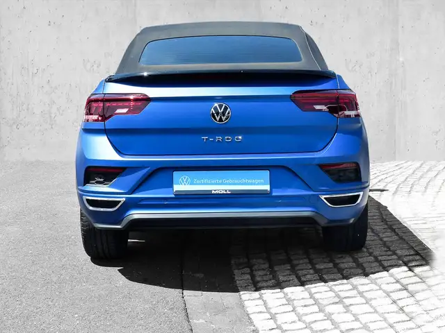 Volkswagen T-Roc view 5