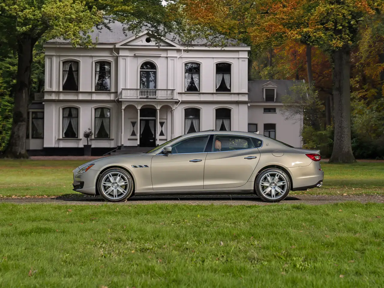 Maserati Quattroporte