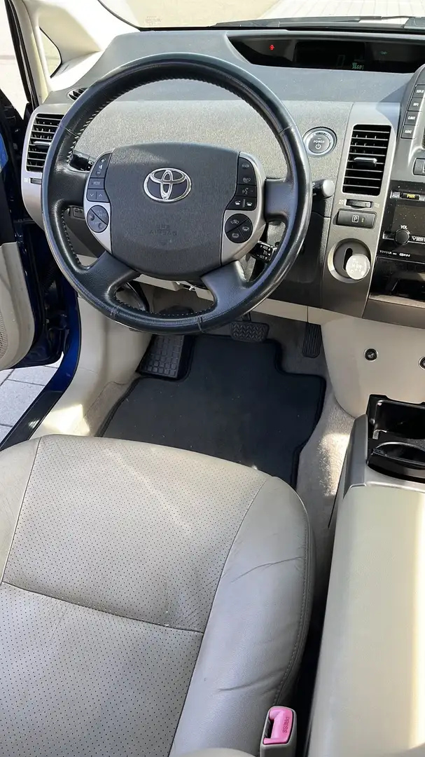 Toyota Prius Sol mit Travel Paket Blau - 1
