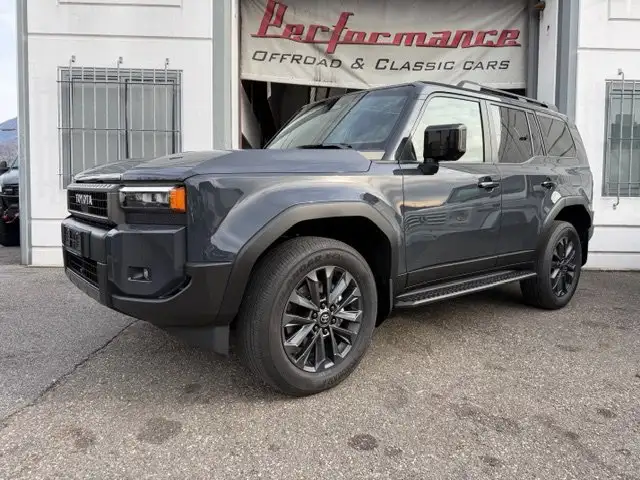 Toyota Land Cruiser MILD HYBRID MOD. 2026  7 POSTI