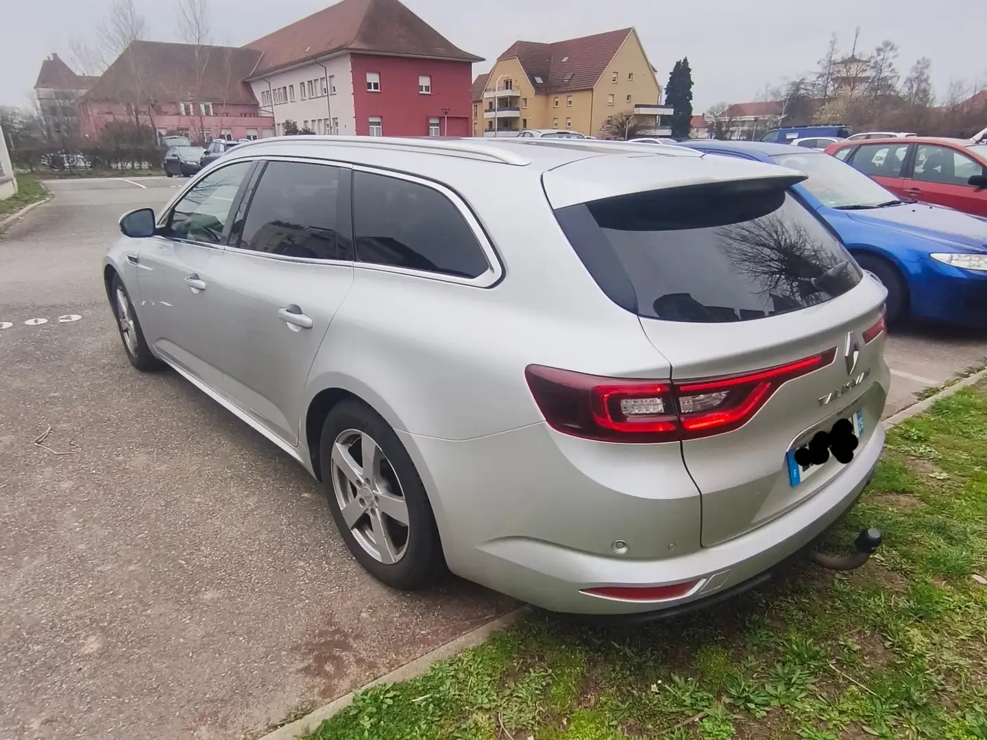 Renault Talisman Talisman Estate dCi 160 Energy EDC Initiale Paris Stříbrná - 2