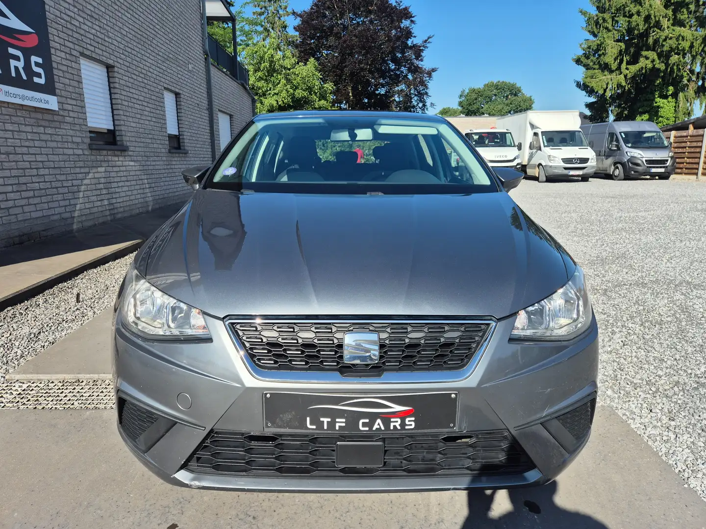SEAT Ibiza 1.0i MPI Reference Gris - 2