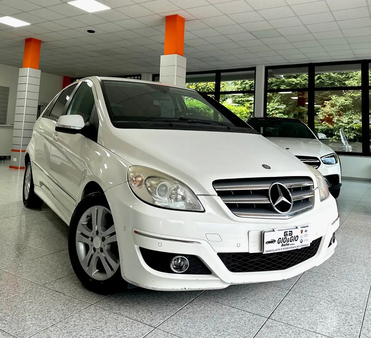 Mercedes-Benz B 180 B 180 cdi Chrome "OK NEO PATENTATI" Blanco - 2