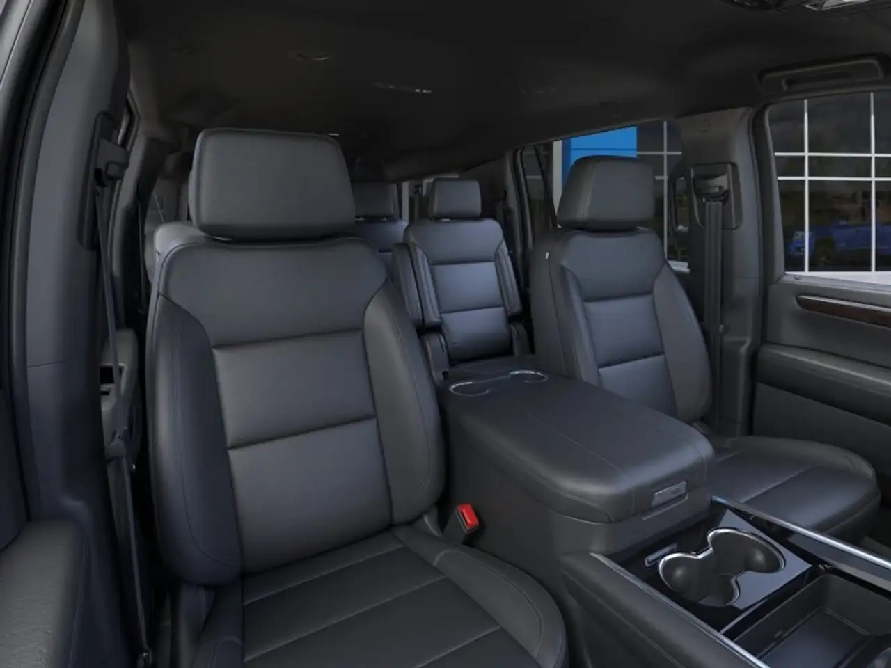 Chevrolet Suburban снимка Chevrolet Suburban