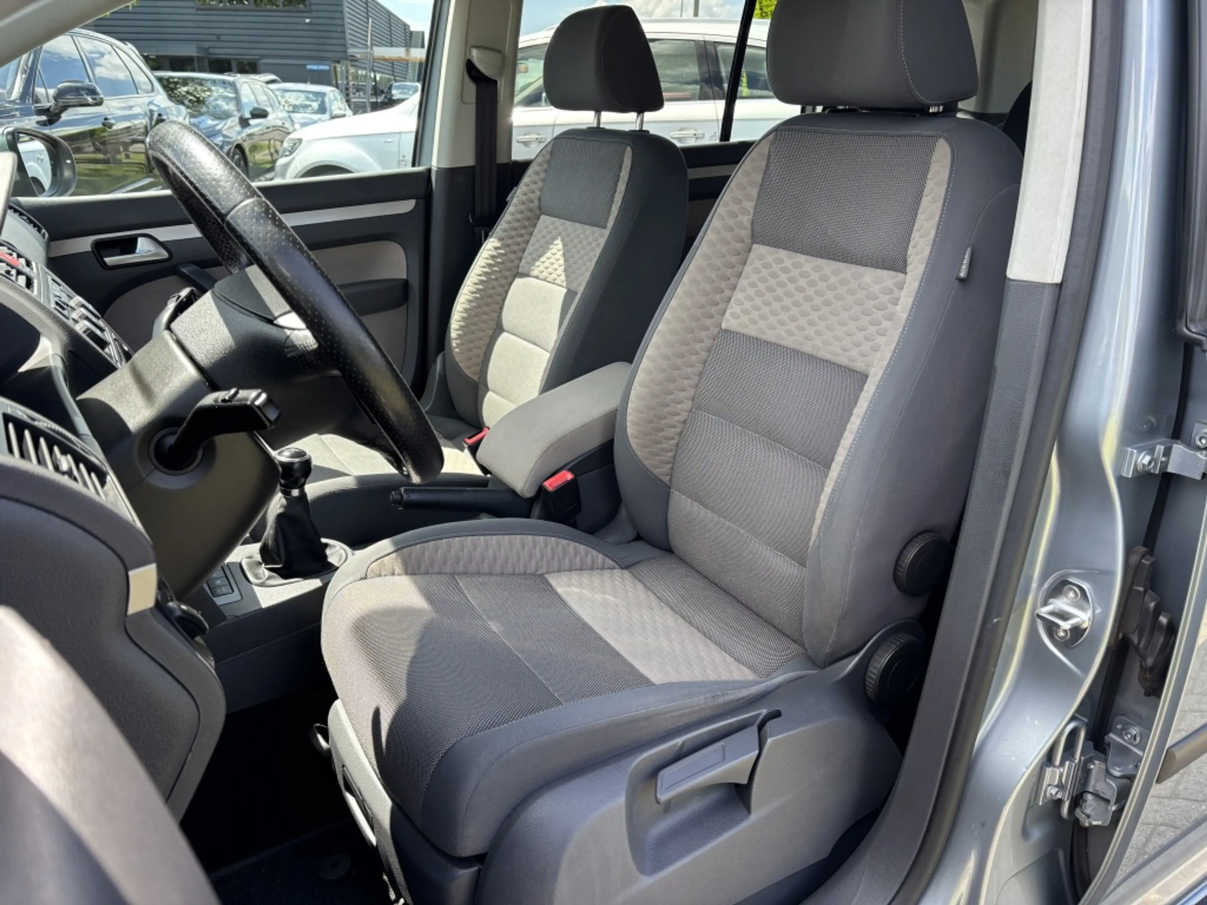 Volkswagen Cross Touran 1.4 TSI 2010 Trekhaak Onderhoudshistorie — photo 12