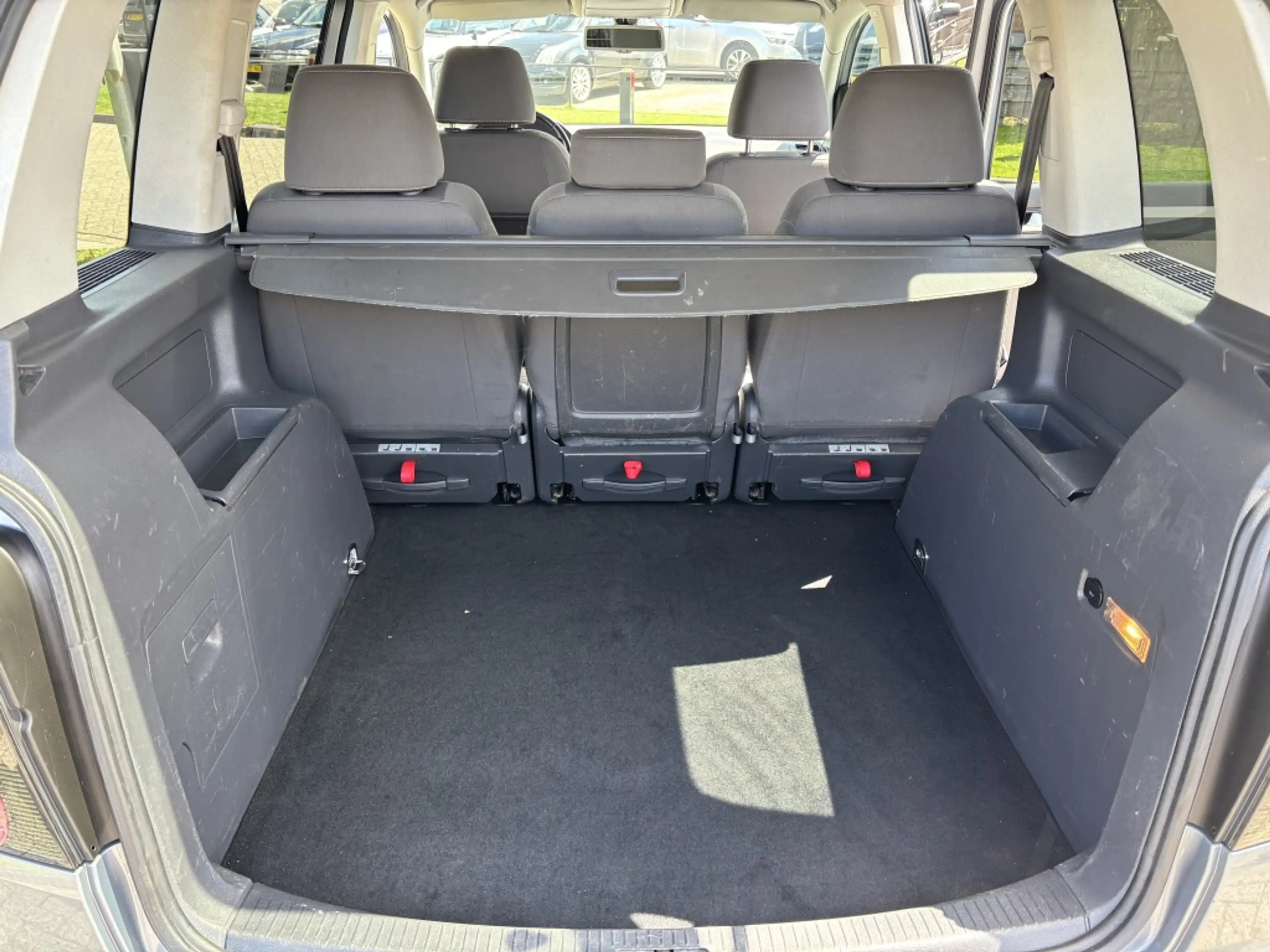 Volkswagen Cross Touran 1.4 TSI 2010 Trekhaak Onderhoudshistorie — photo 17