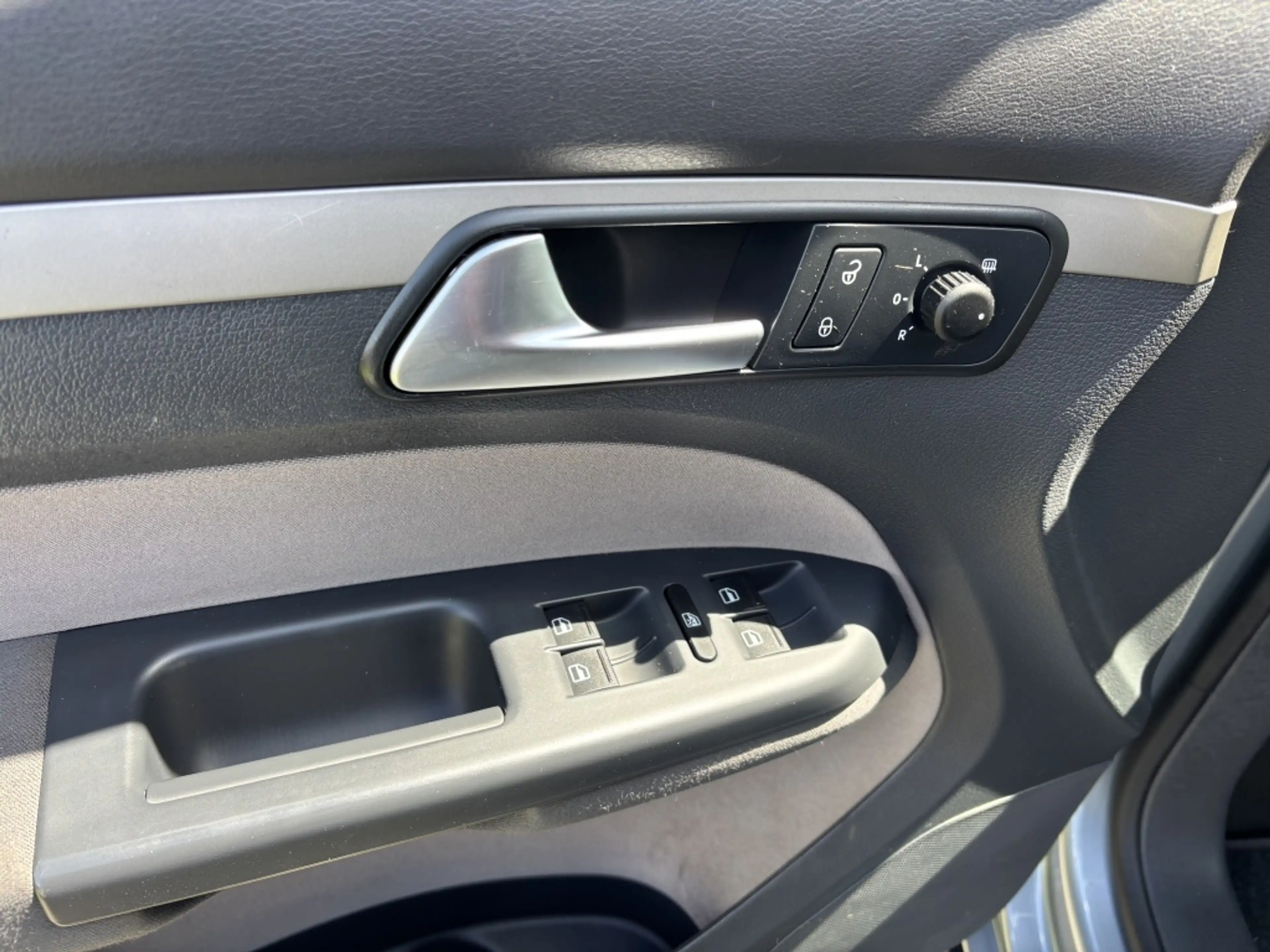 Volkswagen Cross Touran 1.4 TSI 2010 Trekhaak Onderhoudshistorie — photo 18