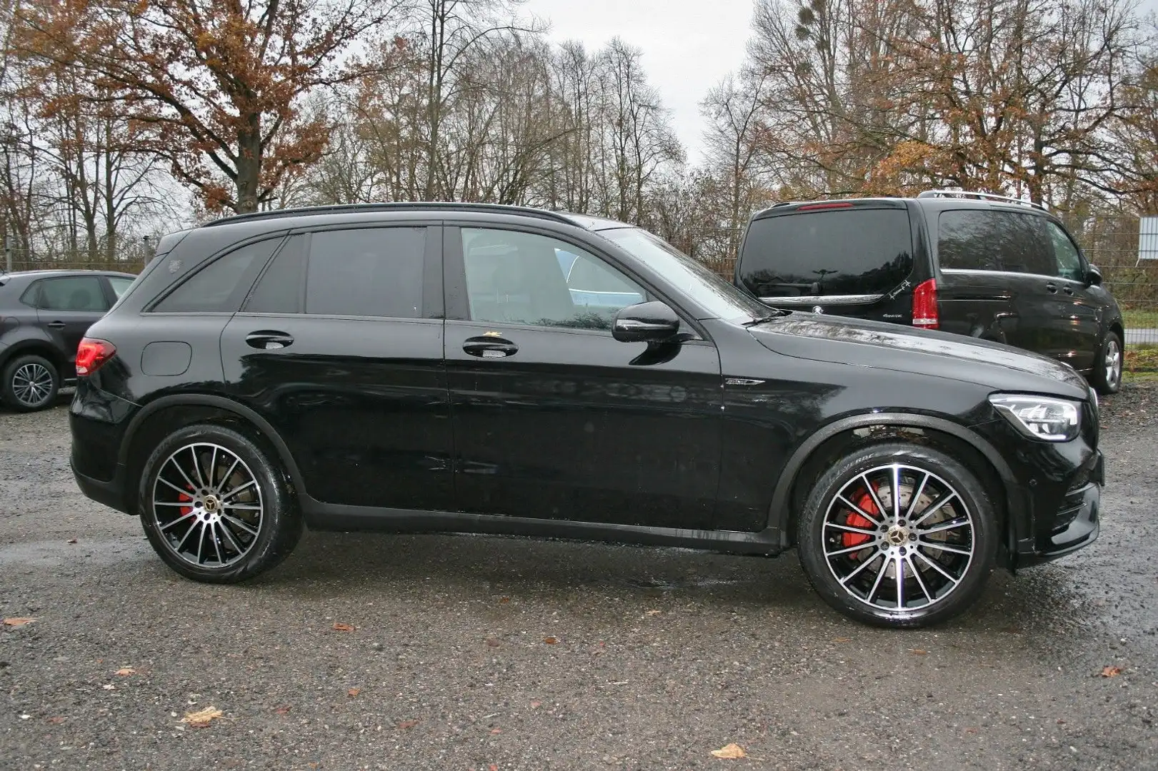 Mercedes-Benz GLC 220 d 4M+AMG+LED+DigCock+Navi+HZ+Leder+ACC++ Schwarz - 2
