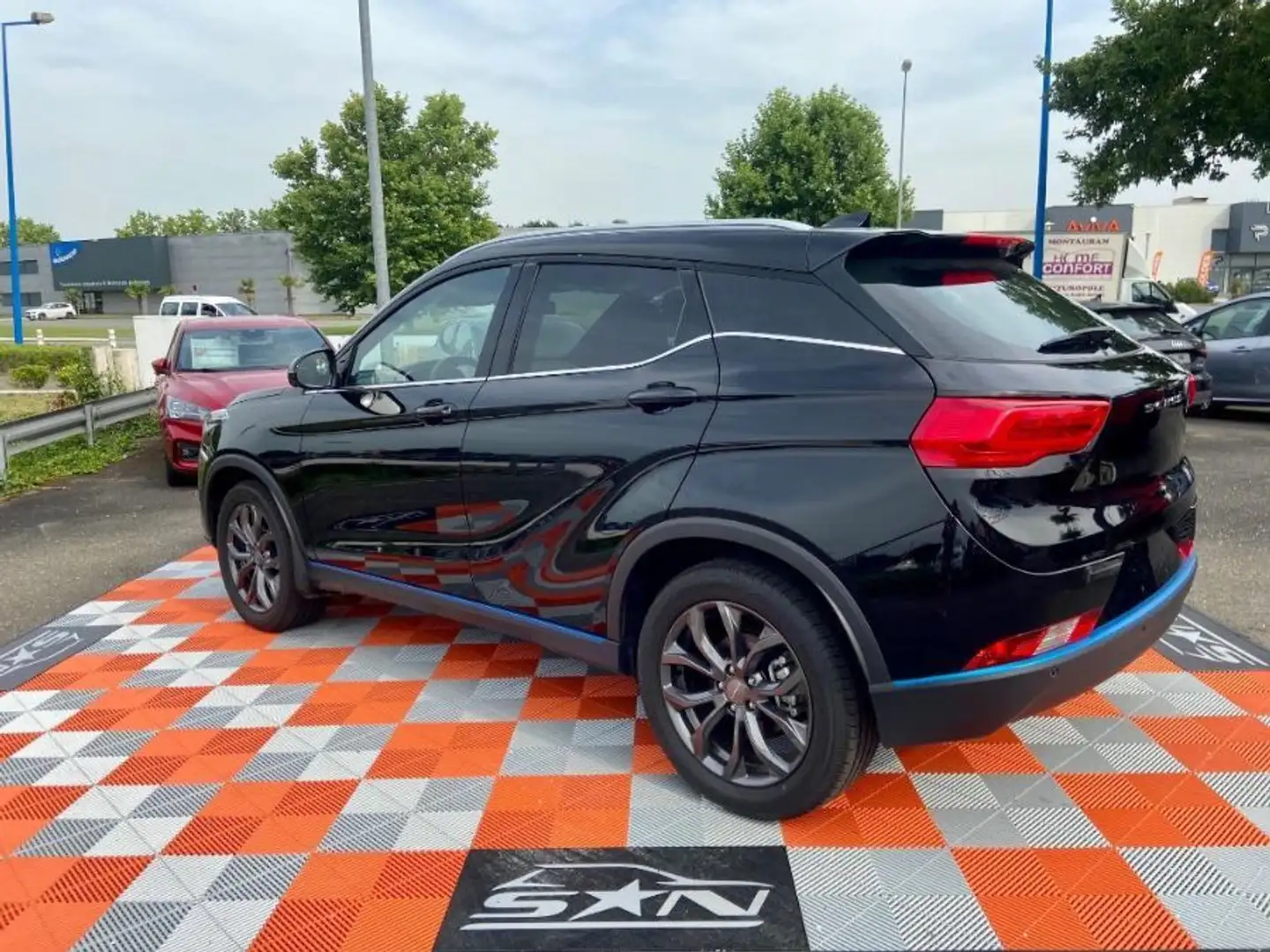 Seres LUXE 120kW (163ch) Toit Pano Ouvrant GPS CamÃ©ra 360 Negro - 2