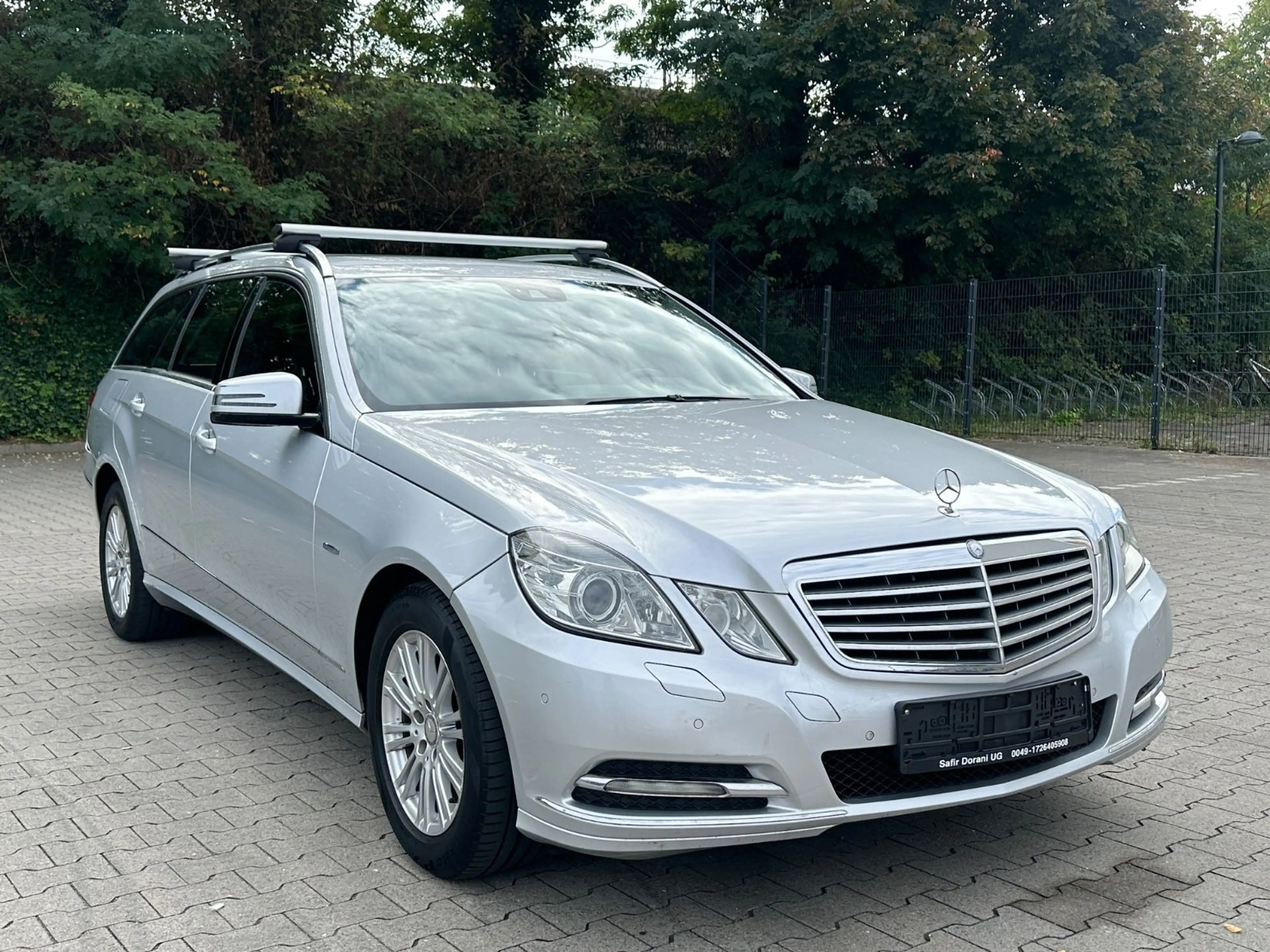 Mercedes-Benz E 220 E T-Modell*TÜV NEU*KLIMA*Elegance* — photo 9