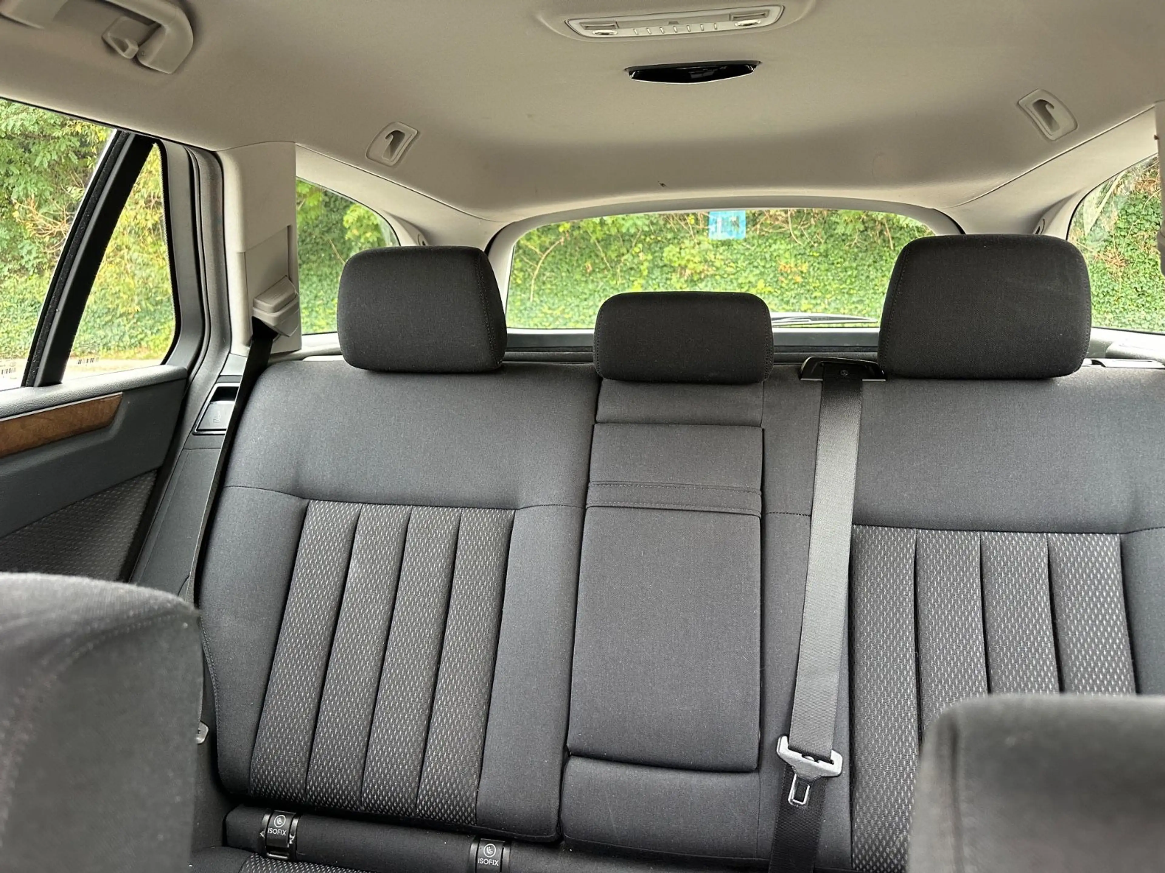 Mercedes-Benz E 220 E T-Modell*TÜV NEU*KLIMA*Elegance* — photo 20