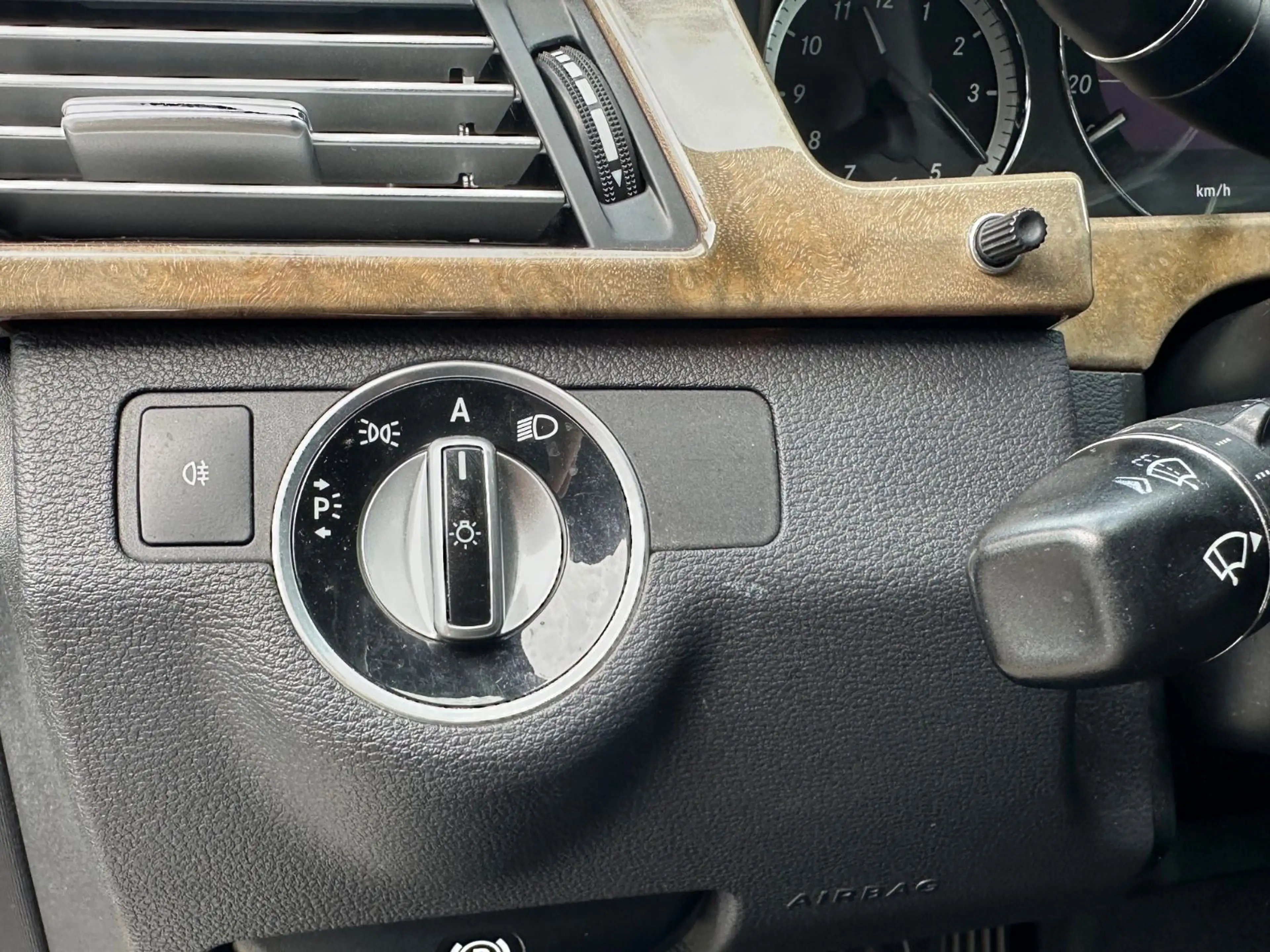 Mercedes-Benz E 220 E T-Modell*TÜV NEU*KLIMA*Elegance* — photo 13