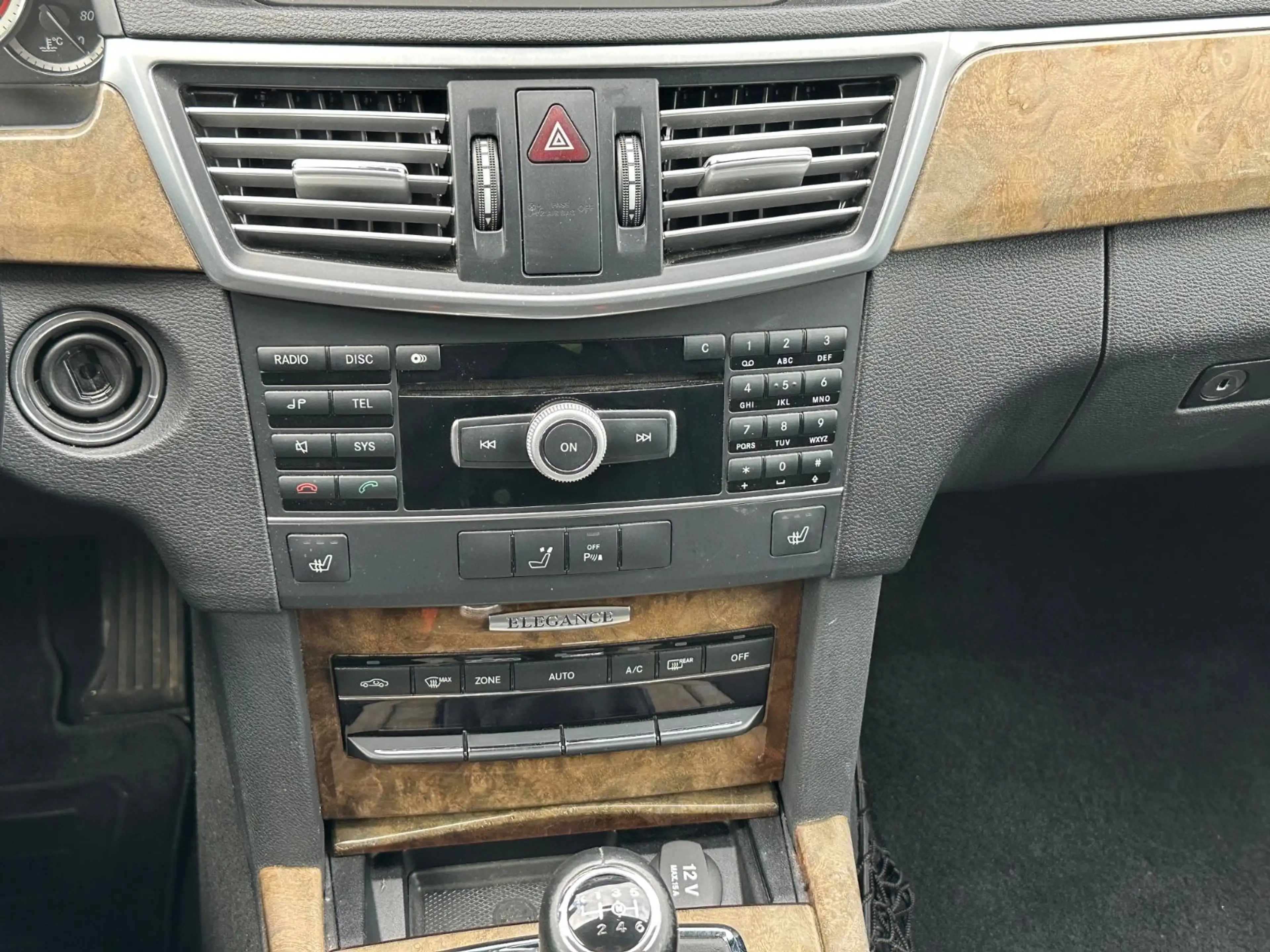 Mercedes-Benz E 220 E T-Modell*TÜV NEU*KLIMA*Elegance* — photo 18