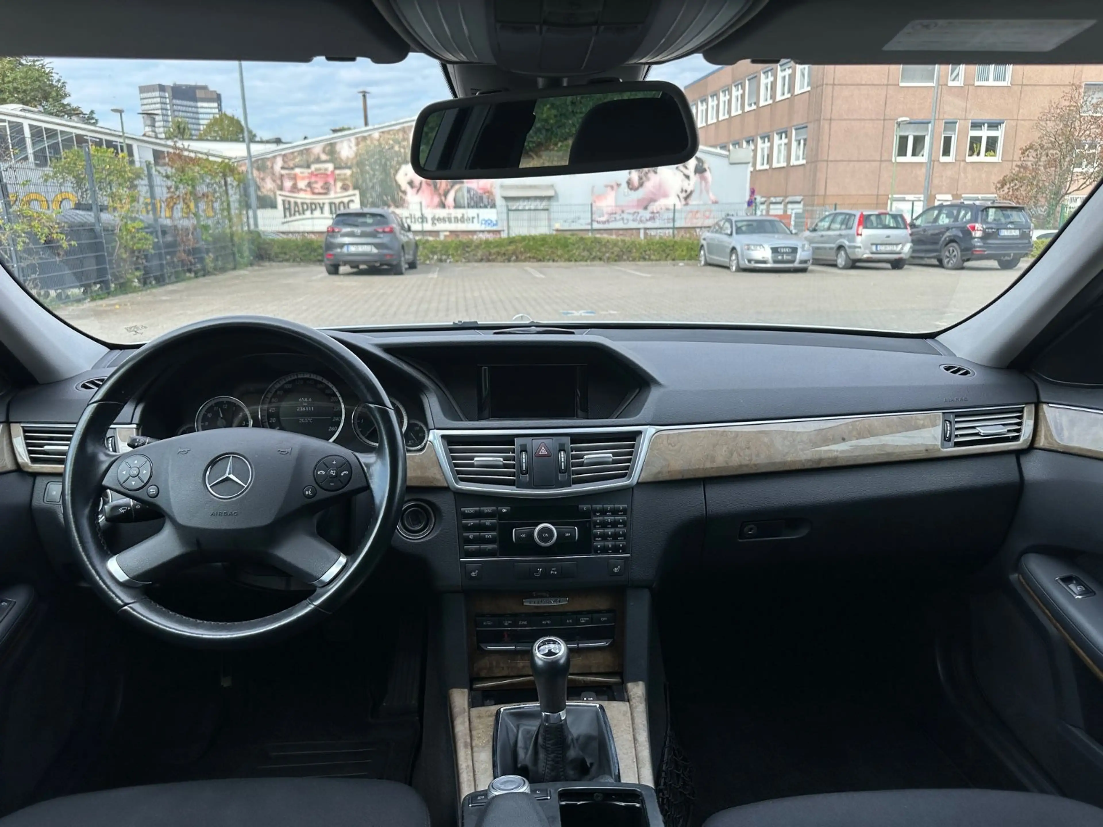 Mercedes-Benz E 220 E T-Modell*TÜV NEU*KLIMA*Elegance* — photo 28