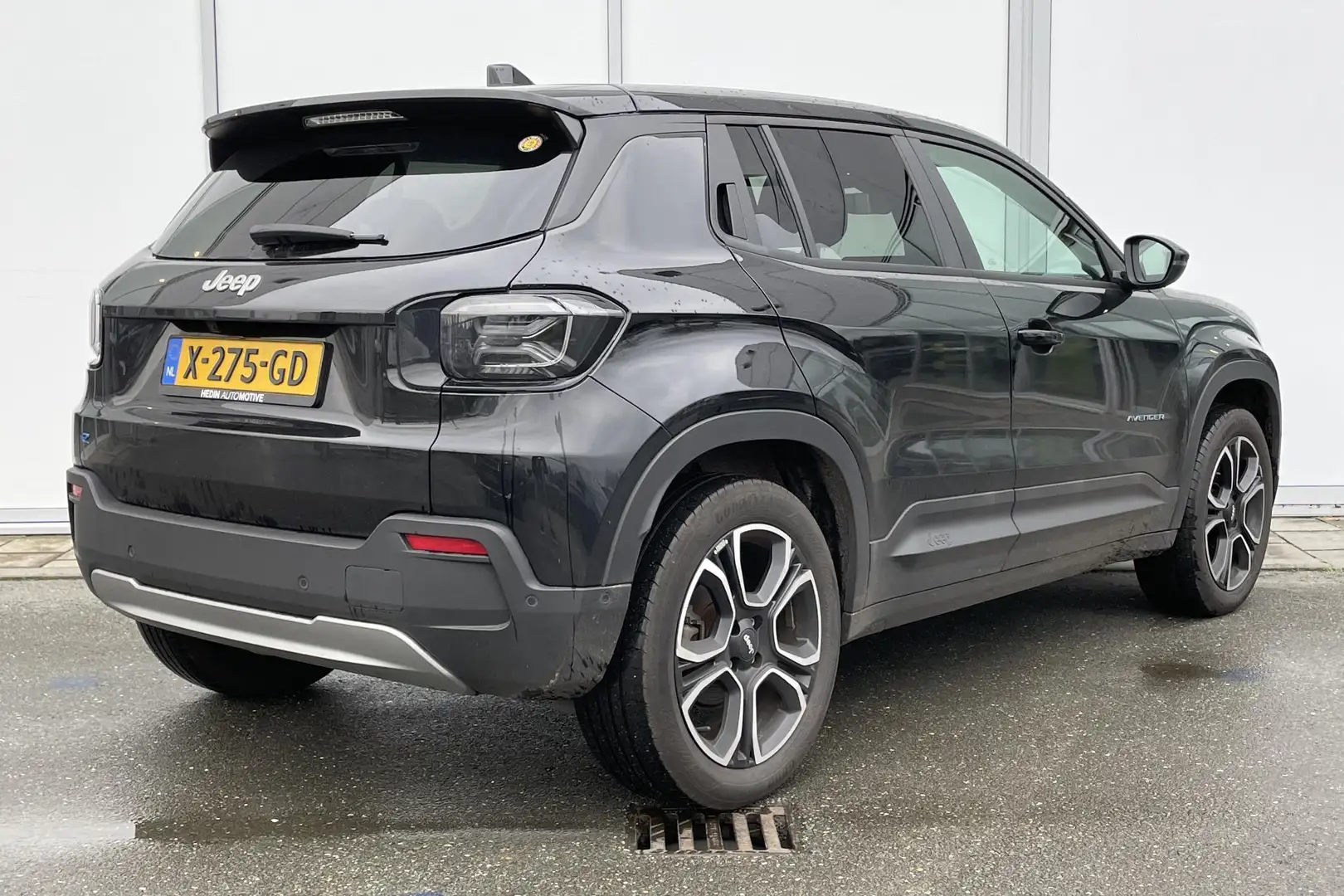 Jeep Avenger 1st Edition 54 kWh | Navigatie | Camera | Stoelver Noir - 2