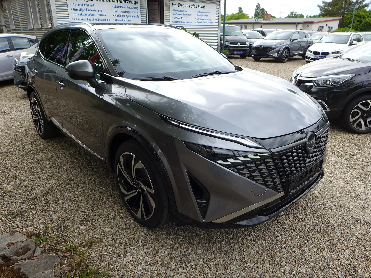 Nissan Qashqai 1.3 DIG-T MHEV Xtronic Tekna+ Facelift Grau - 2