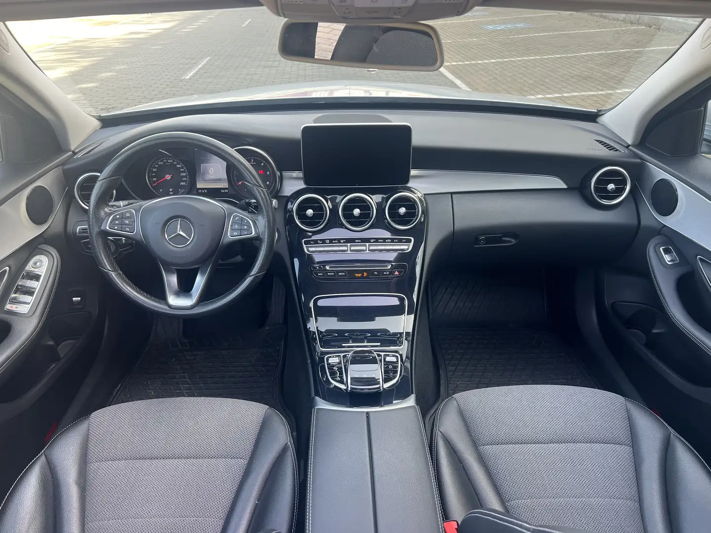 Mercedes-Benz C 220 220d 9G-Tronic - 2