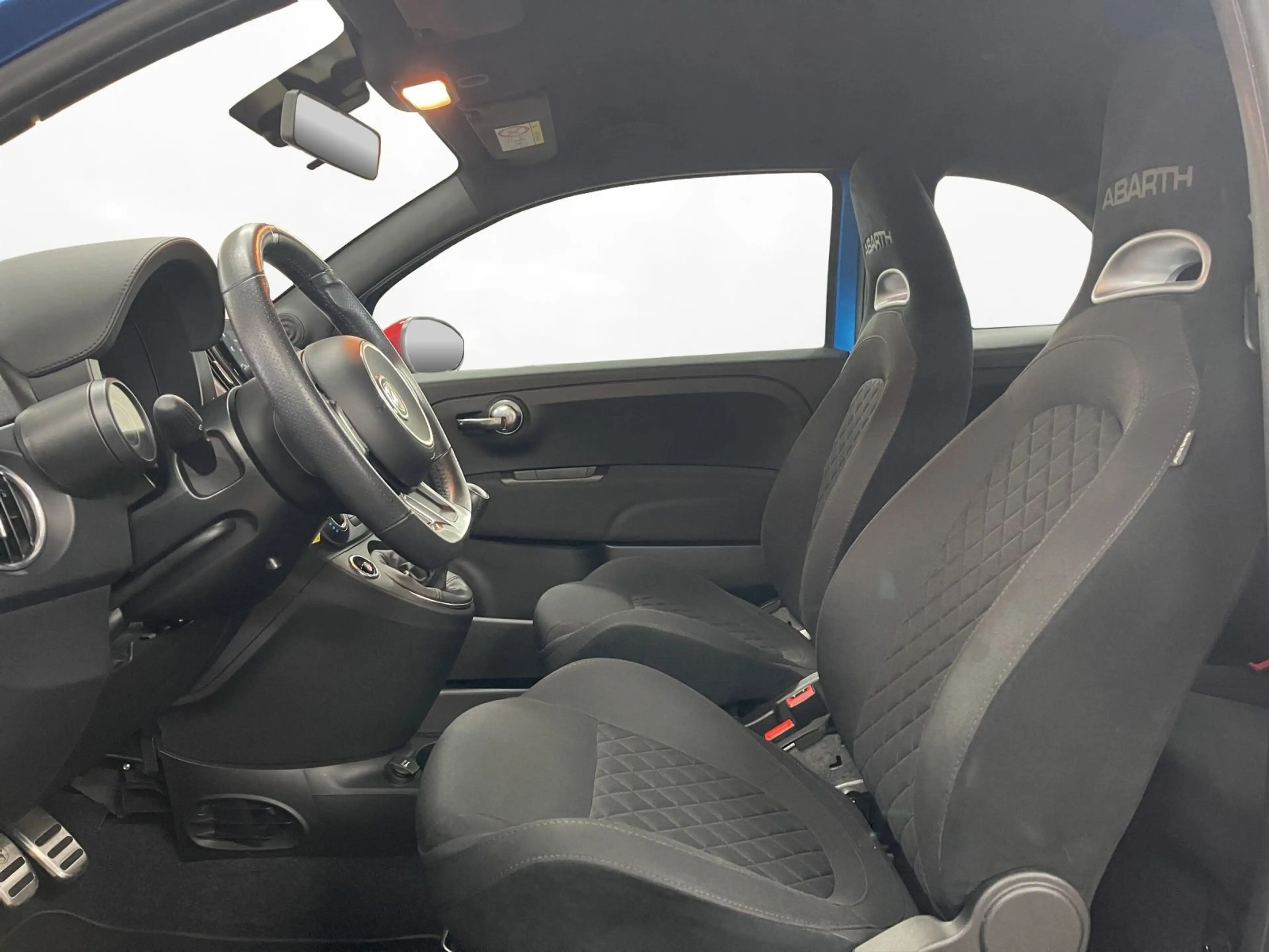 Abarth 500 F595 1.4 T-Jet Record Monza LM 17" PDC Klima — photo 14