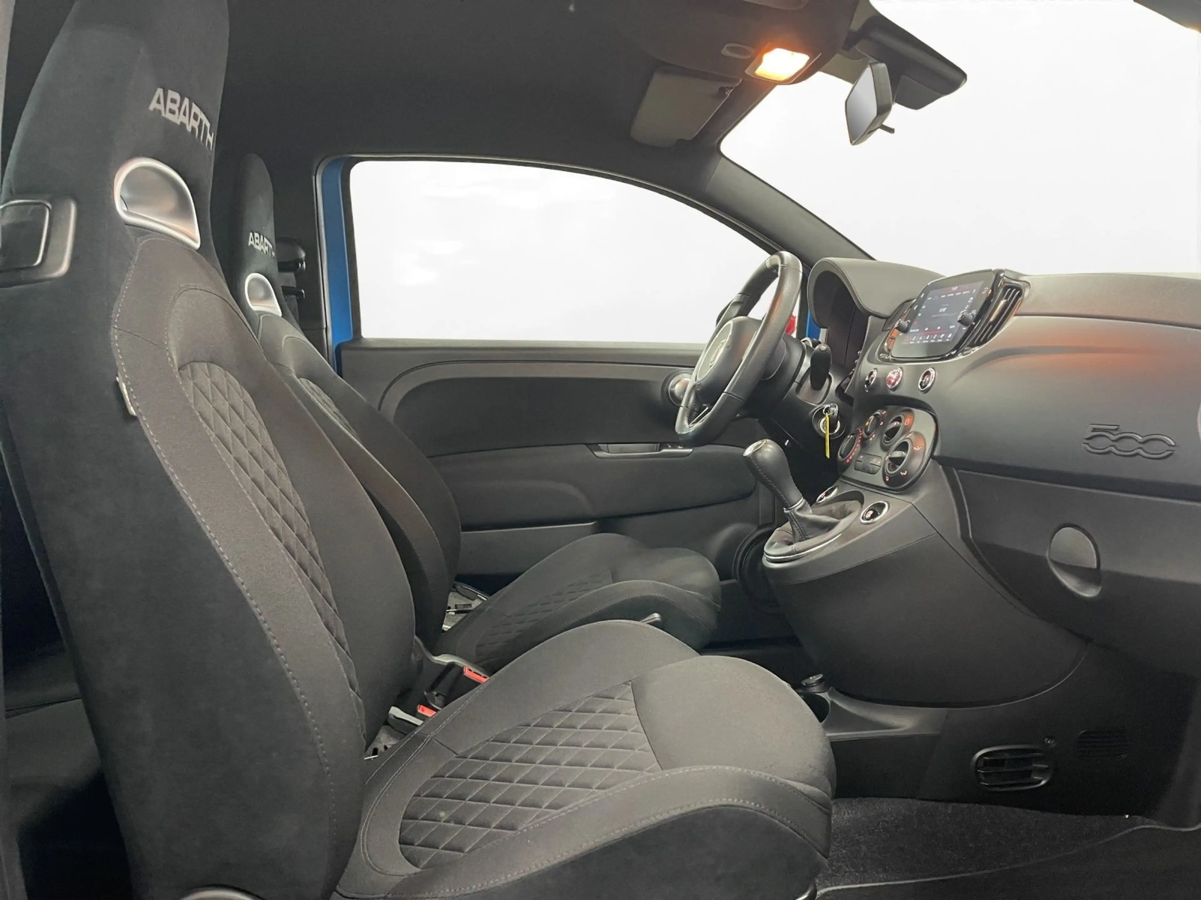 Abarth 500 F595 1.4 T-Jet Record Monza LM 17" PDC Klima — photo 15
