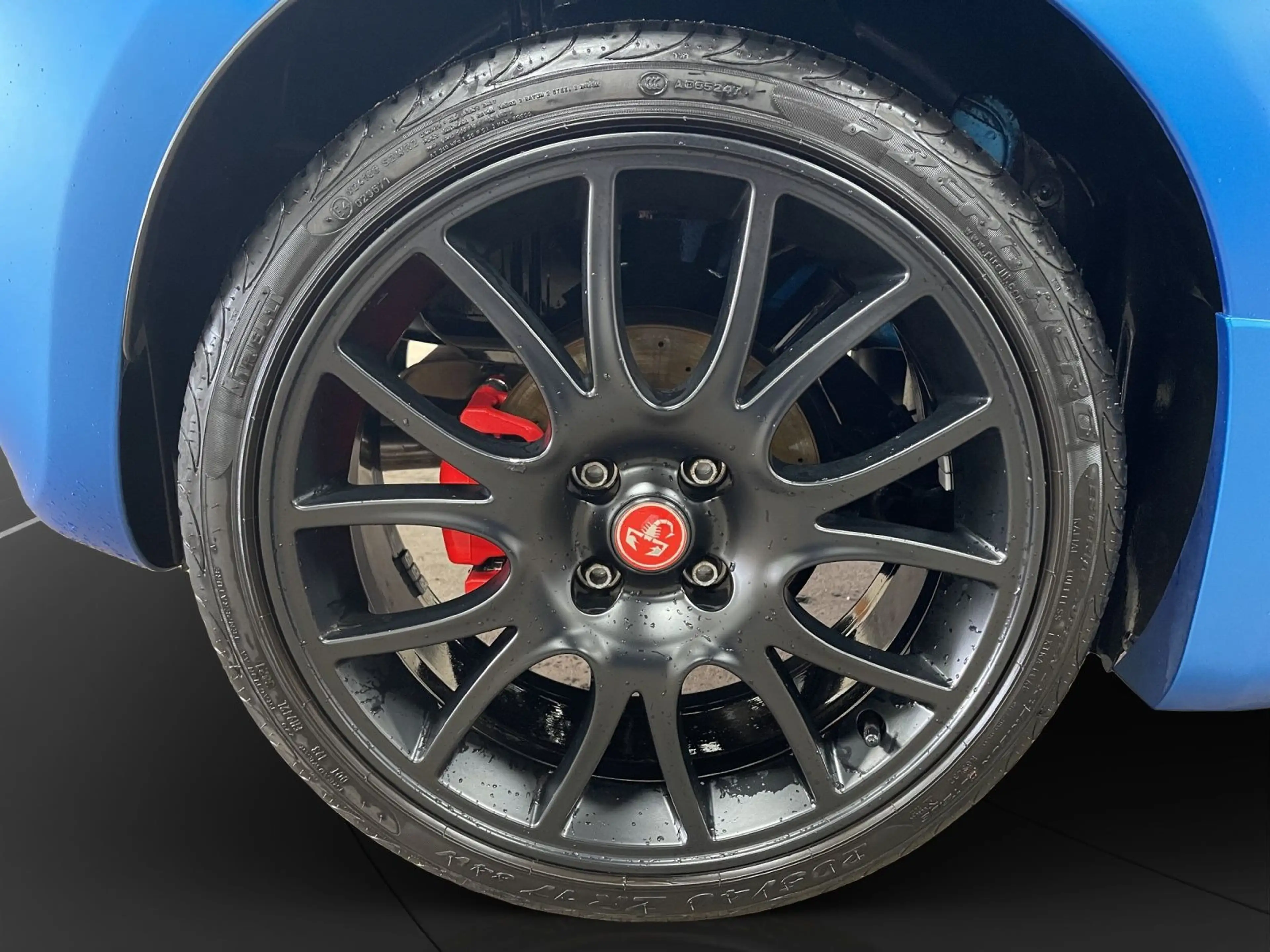 Abarth 500 F595 1.4 T-Jet Record Monza LM 17" PDC Klima — photo 13