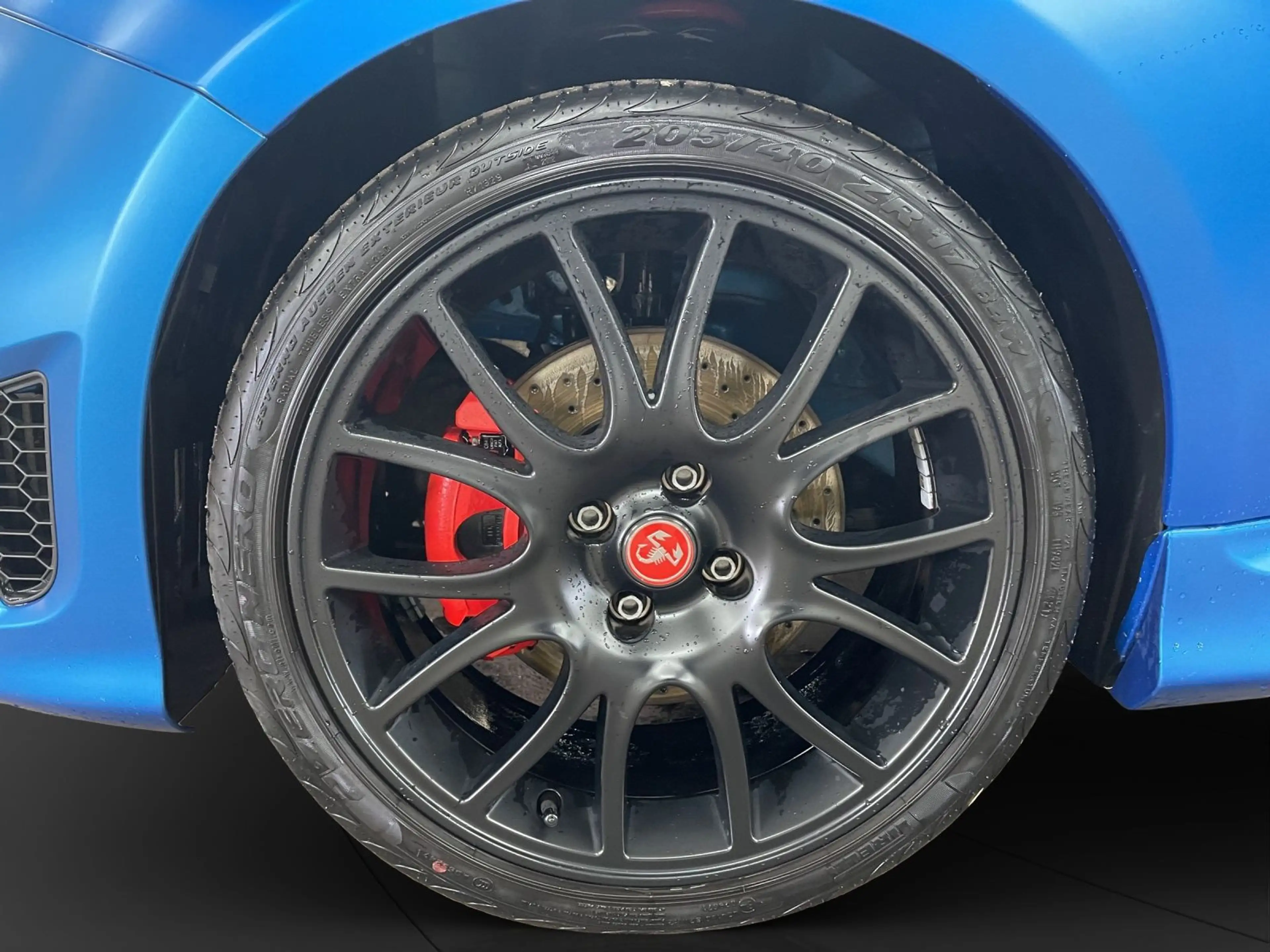 Abarth 500 F595 1.4 T-Jet Record Monza LM 17" PDC Klima — photo 10